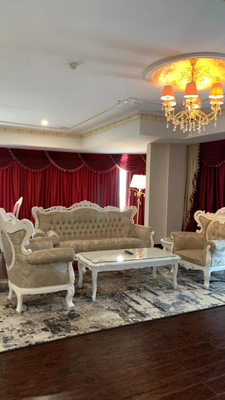 Pacific Palace Hotel