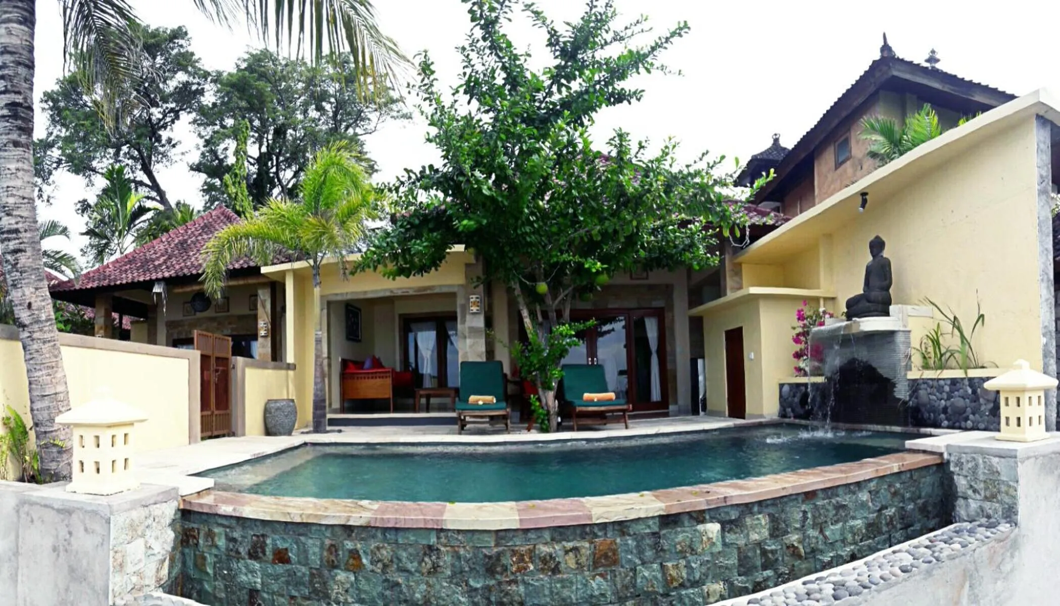 Apa Kabar Villas