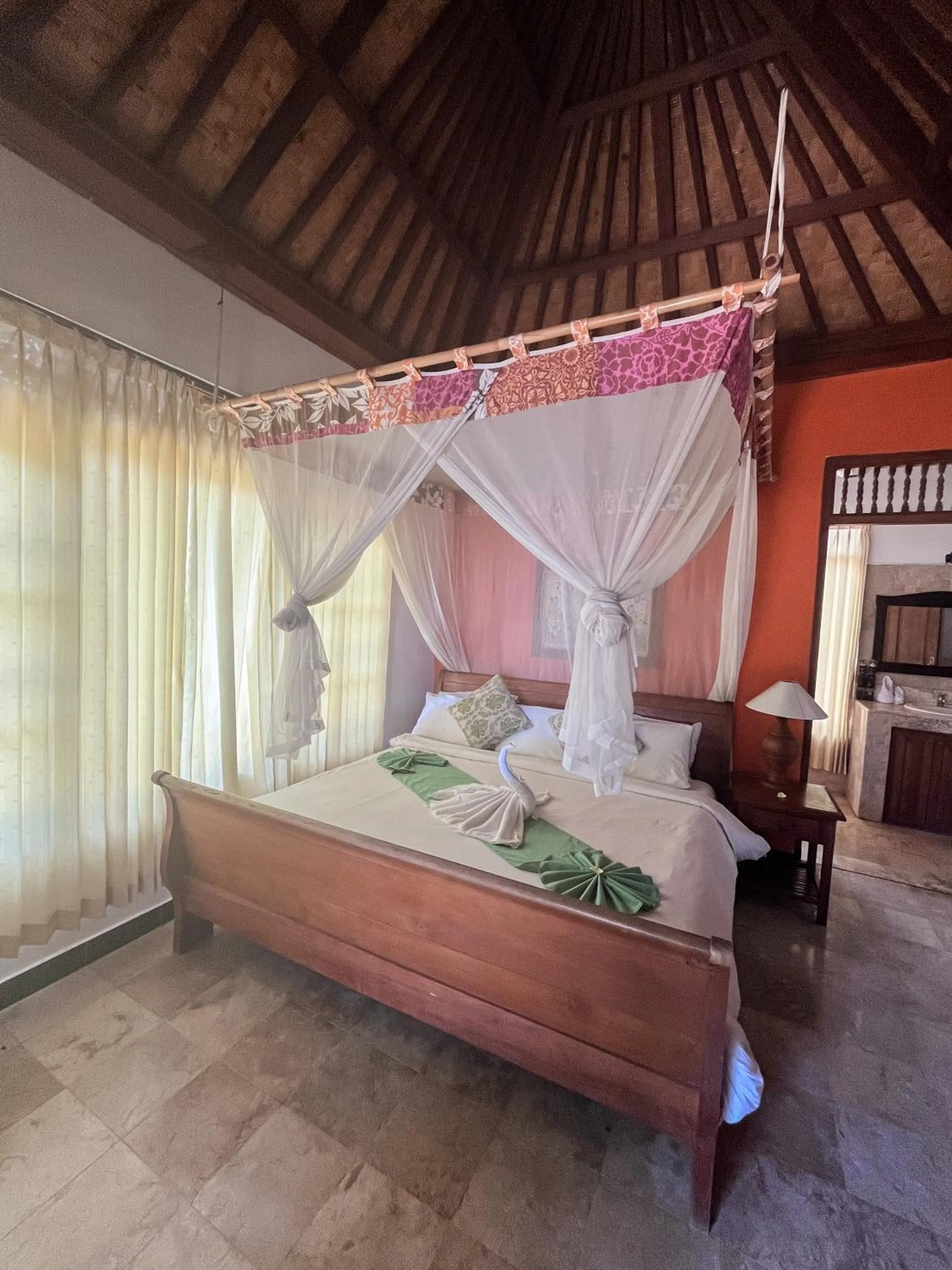 Bed in Apa Kabar Villas