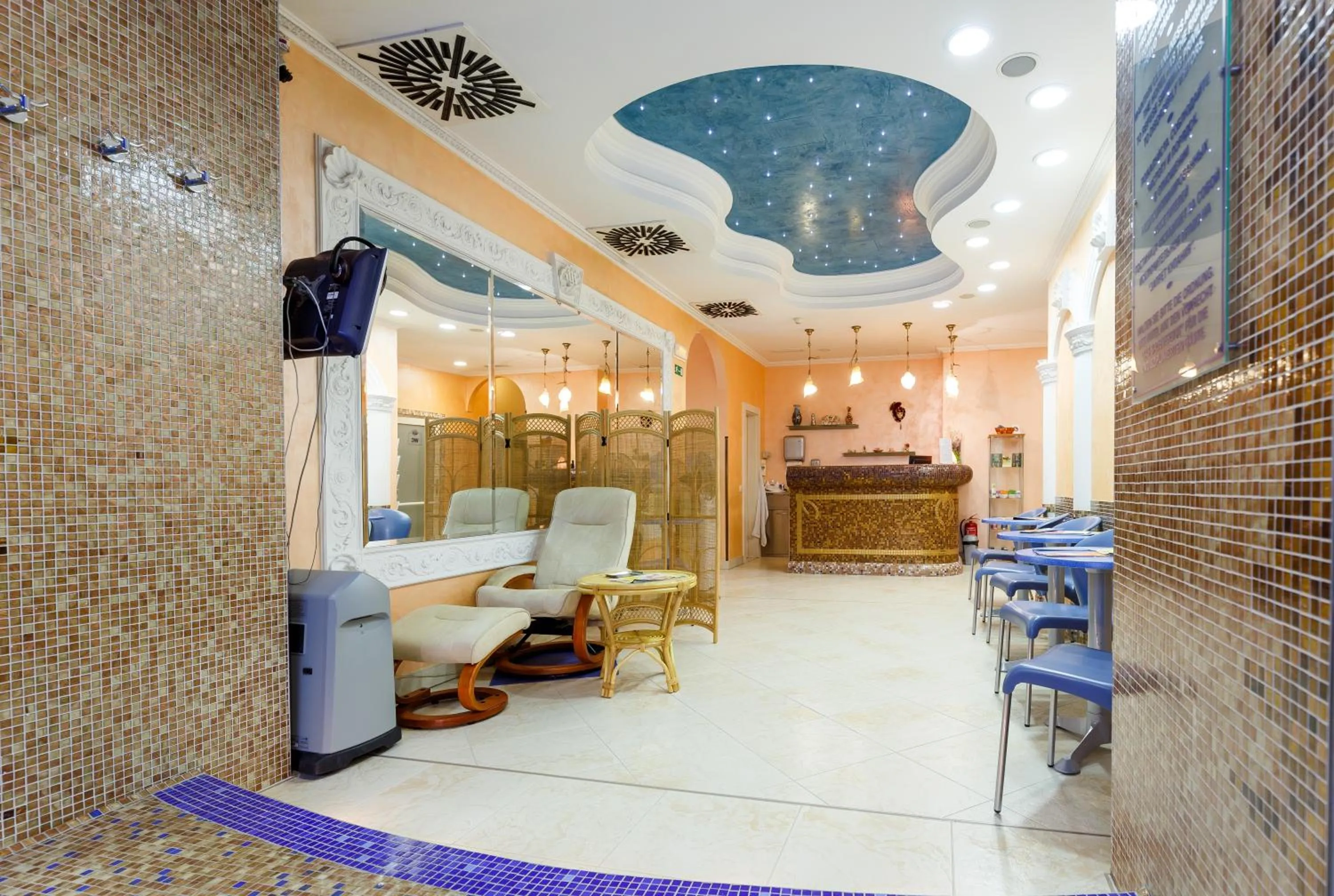 Public Bath in Aqua Marina