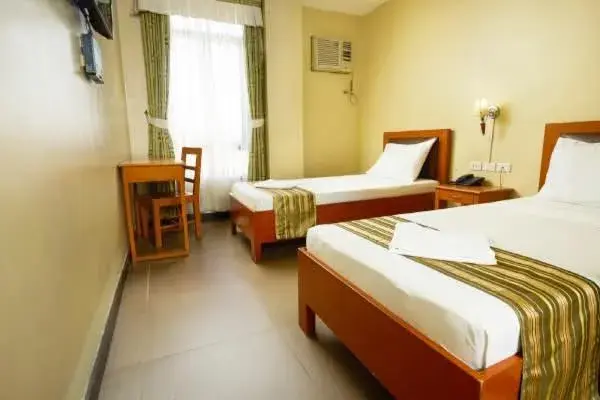 Standard Twin Room in Fuente Oro Business Suites Cebu Standard Twin Room in Fuente Oro Business Suites Cebu