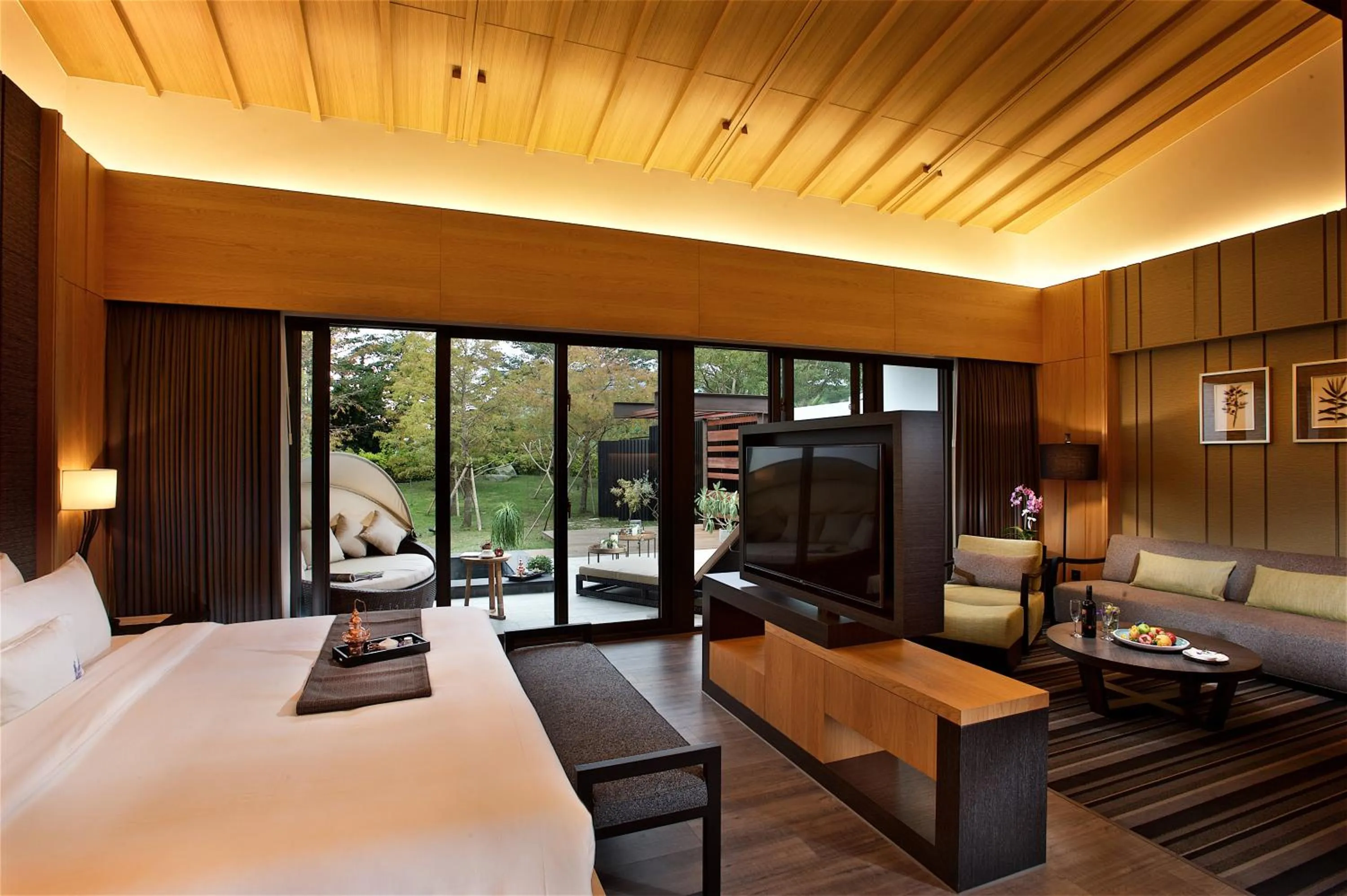 Photo of the whole room, Bed in Gaeavilla Resort