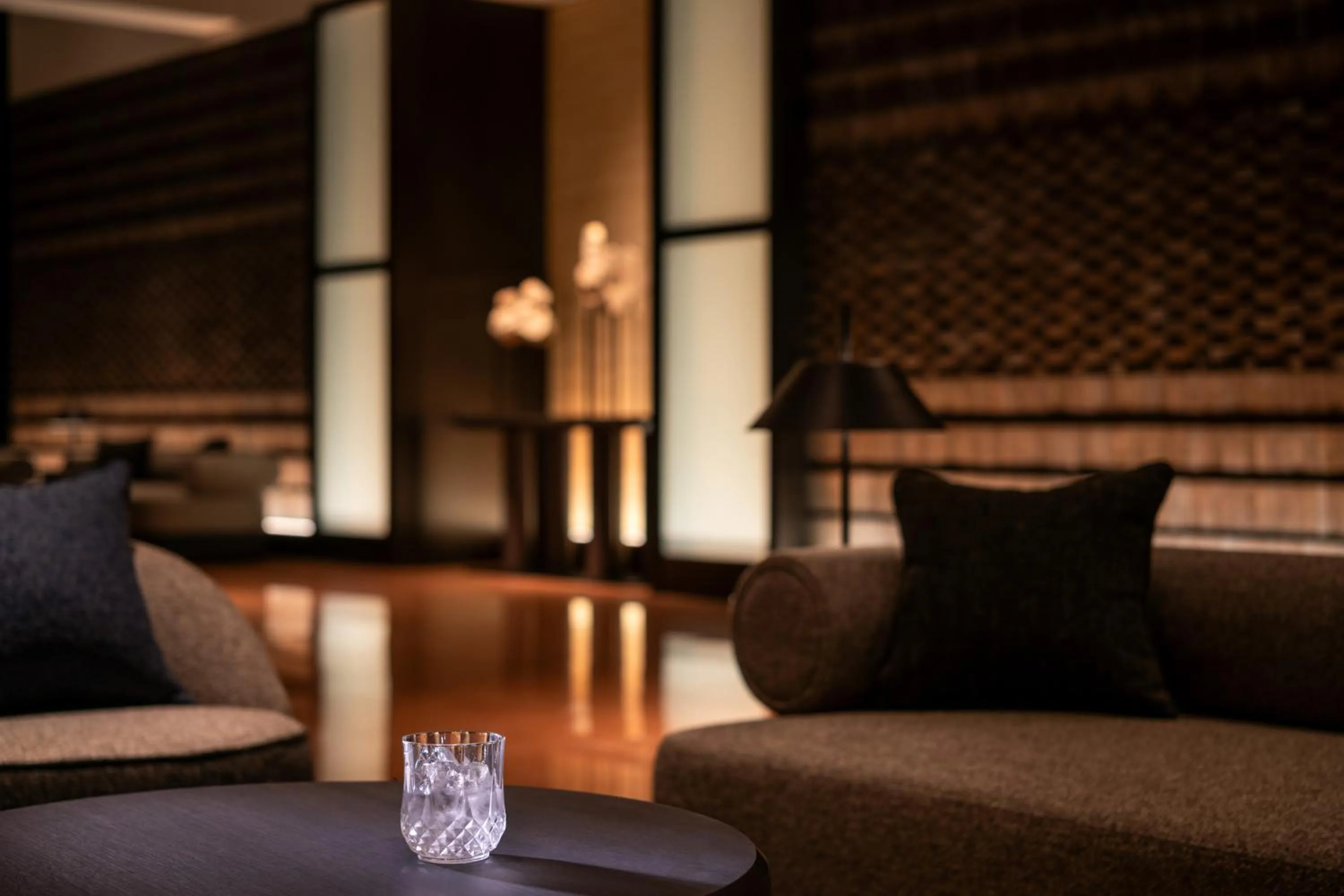 Lounge or bar in Kirishima Kokusai Hotel