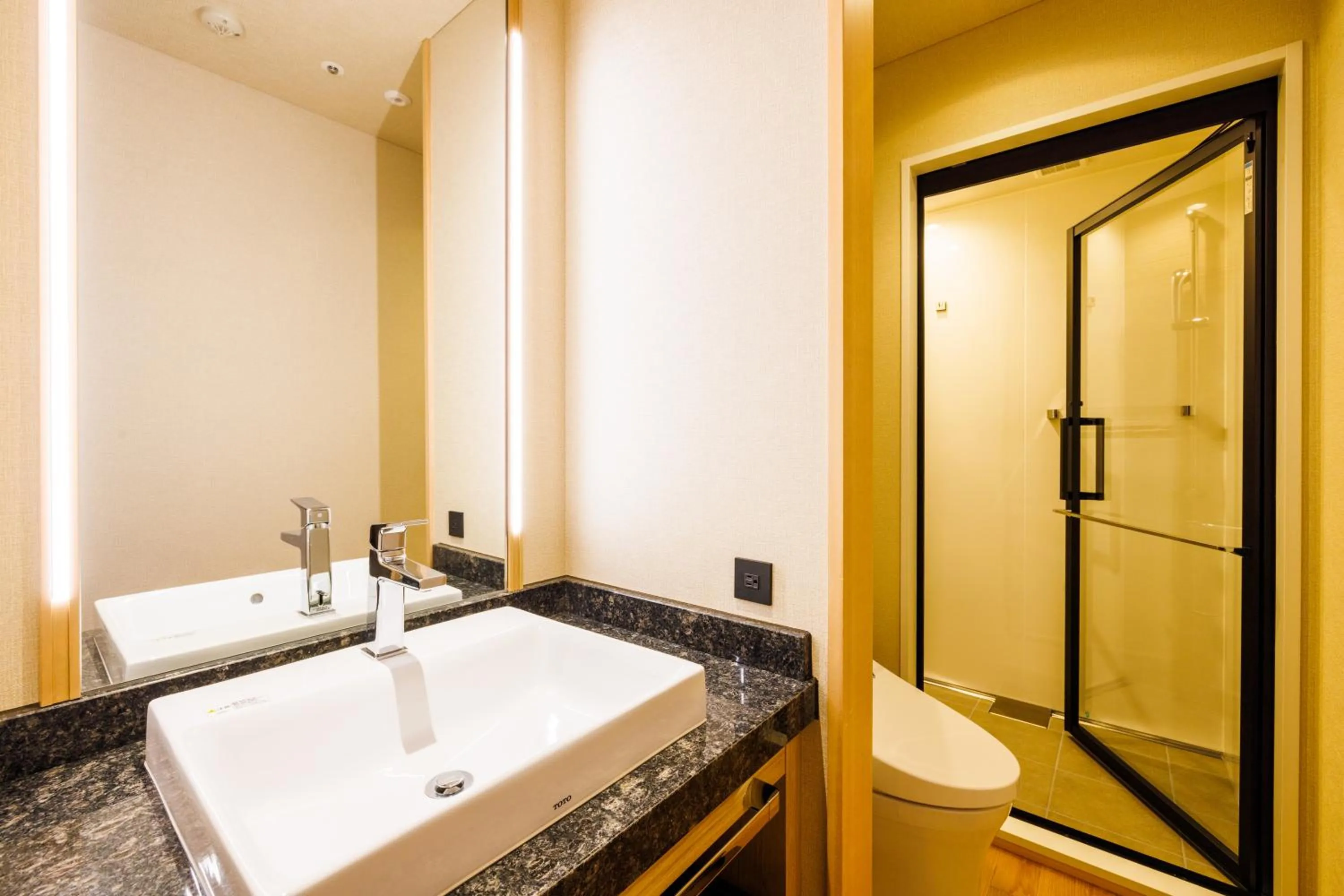 Shower in KAMENOI HOTEL Izukogen