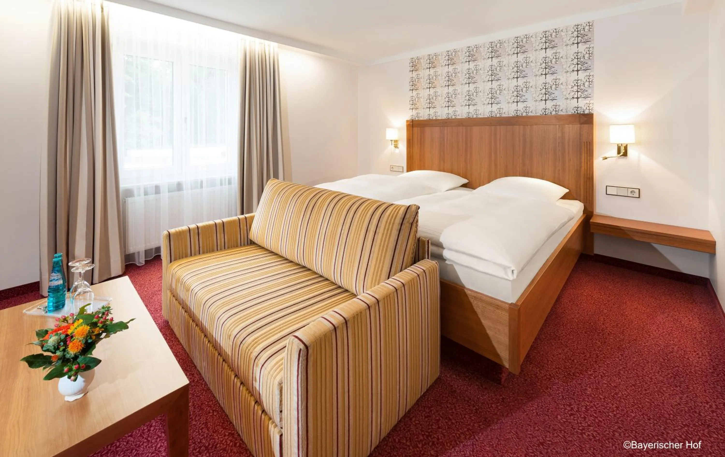 Bedroom, Bed in Bayerischer Hof