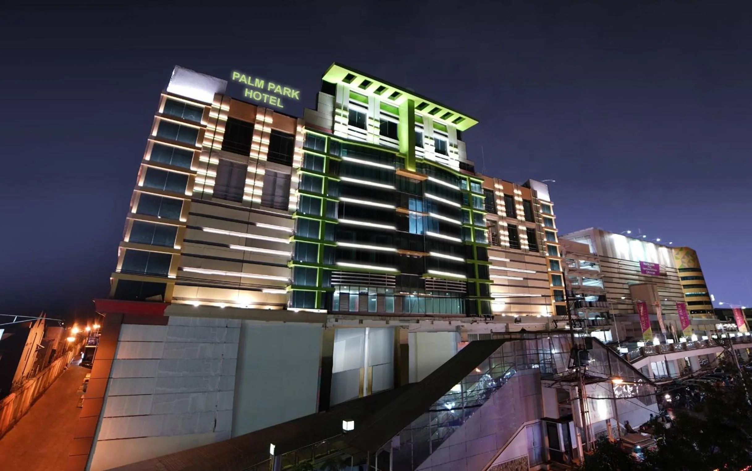 Facade/entrance in PALM PARK Hotel Surabaya