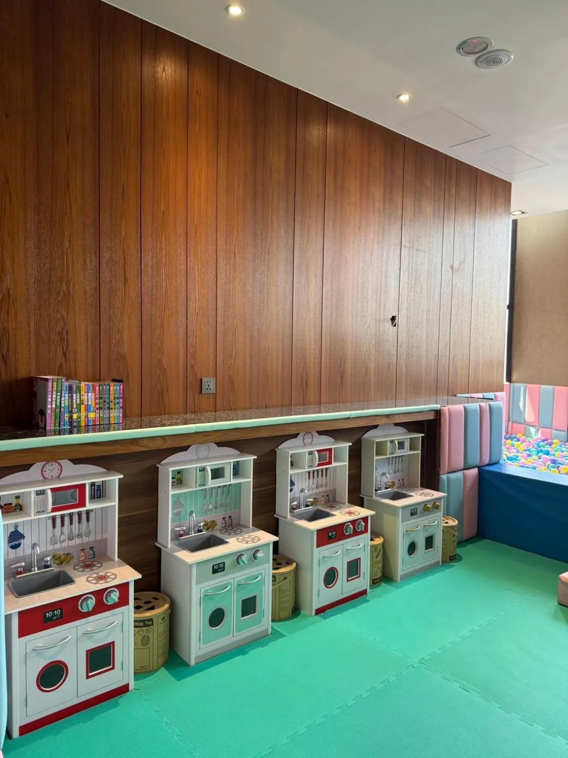 Restaurant/places to eat in Norwegian Forest Leisure Motel