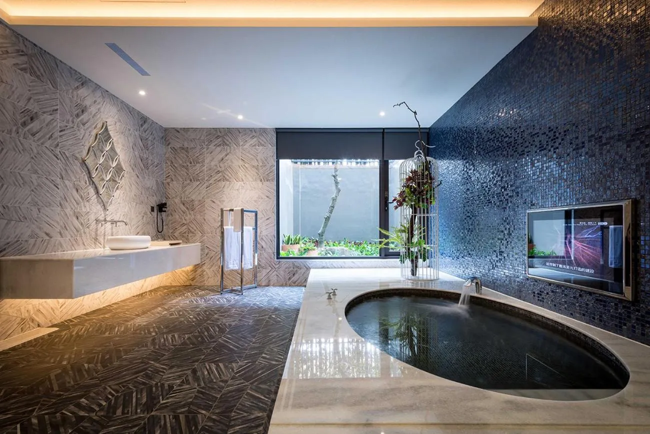 Shower in Norwegian Forest Leisure Motel