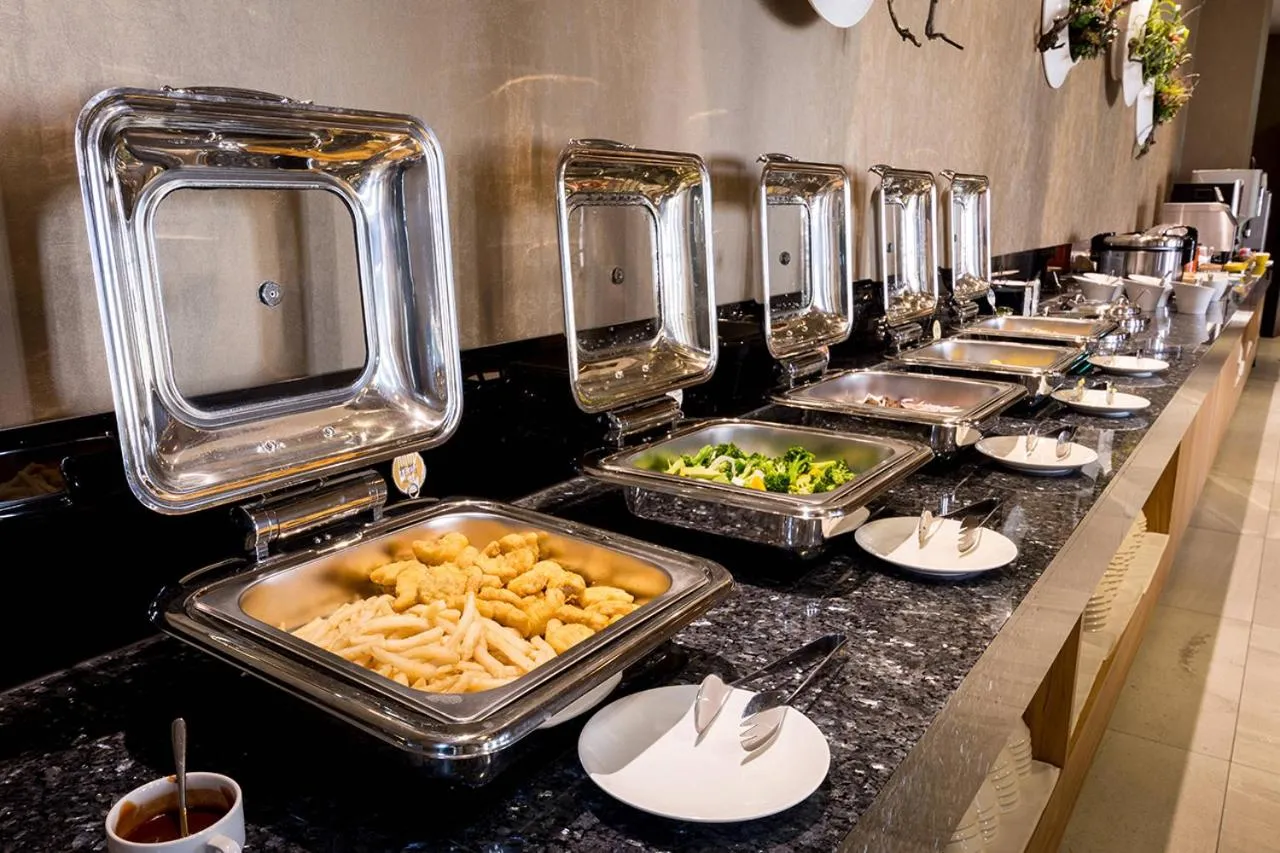 Buffet breakfast in Norwegian Forest Leisure Motel