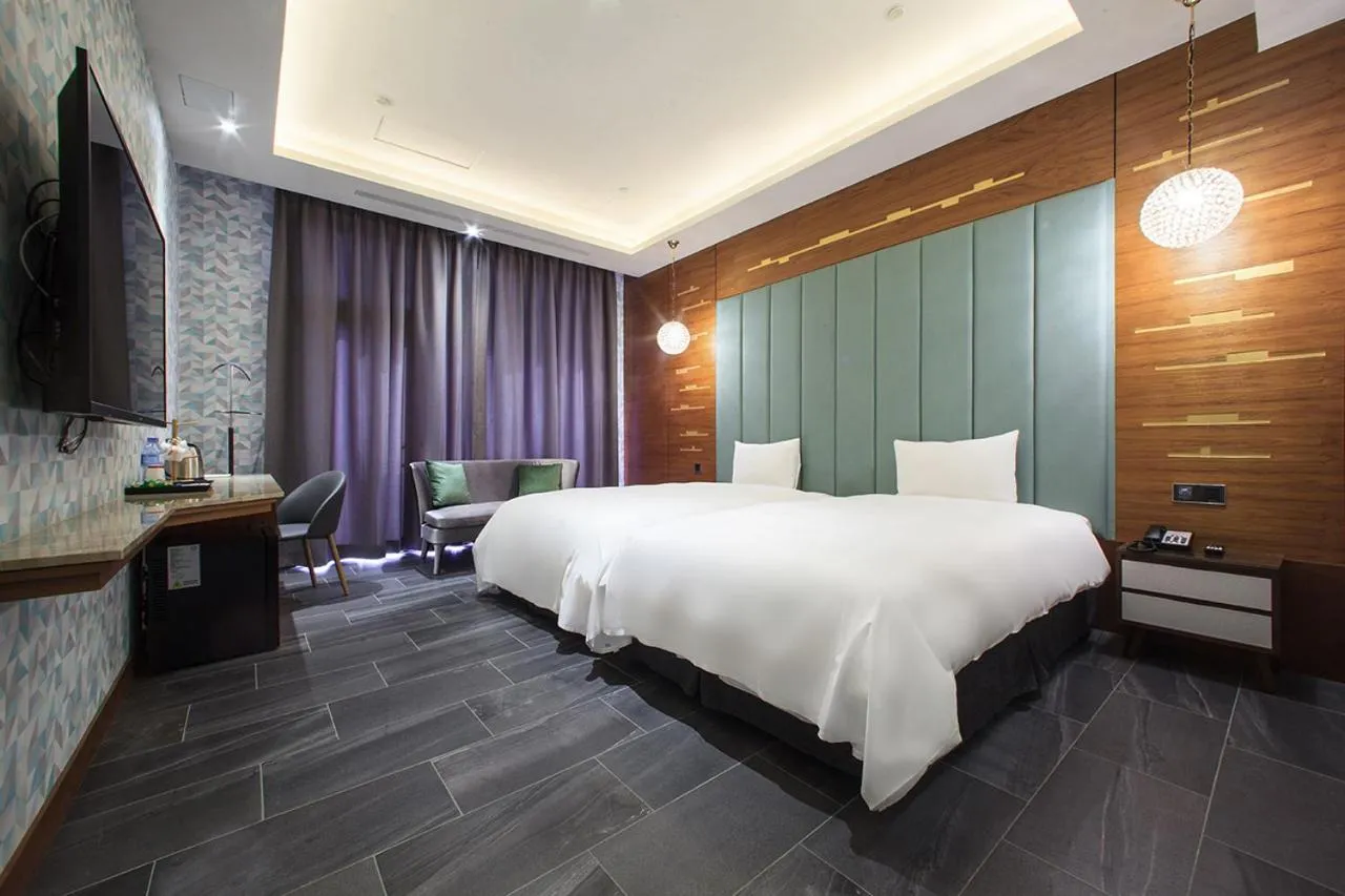 Bed in Norwegian Forest Leisure Motel