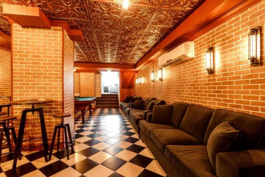 Seating area in Parc Avenue Residences Mile End