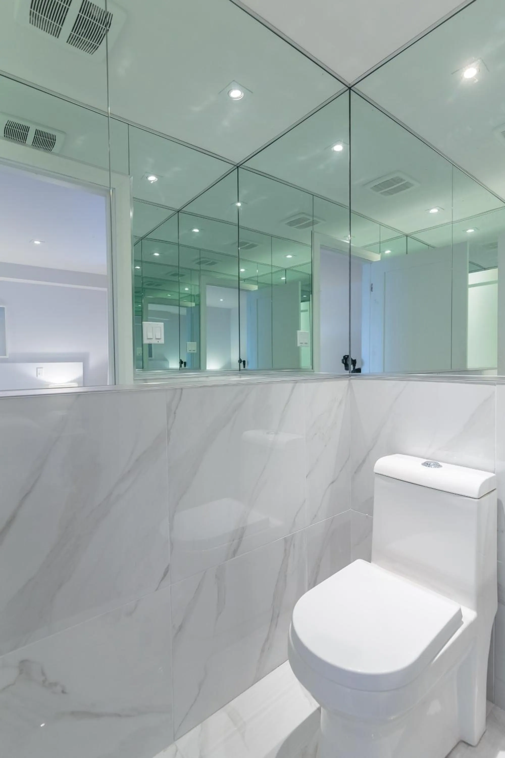 Toilet in Parc Avenue Residences Mile End