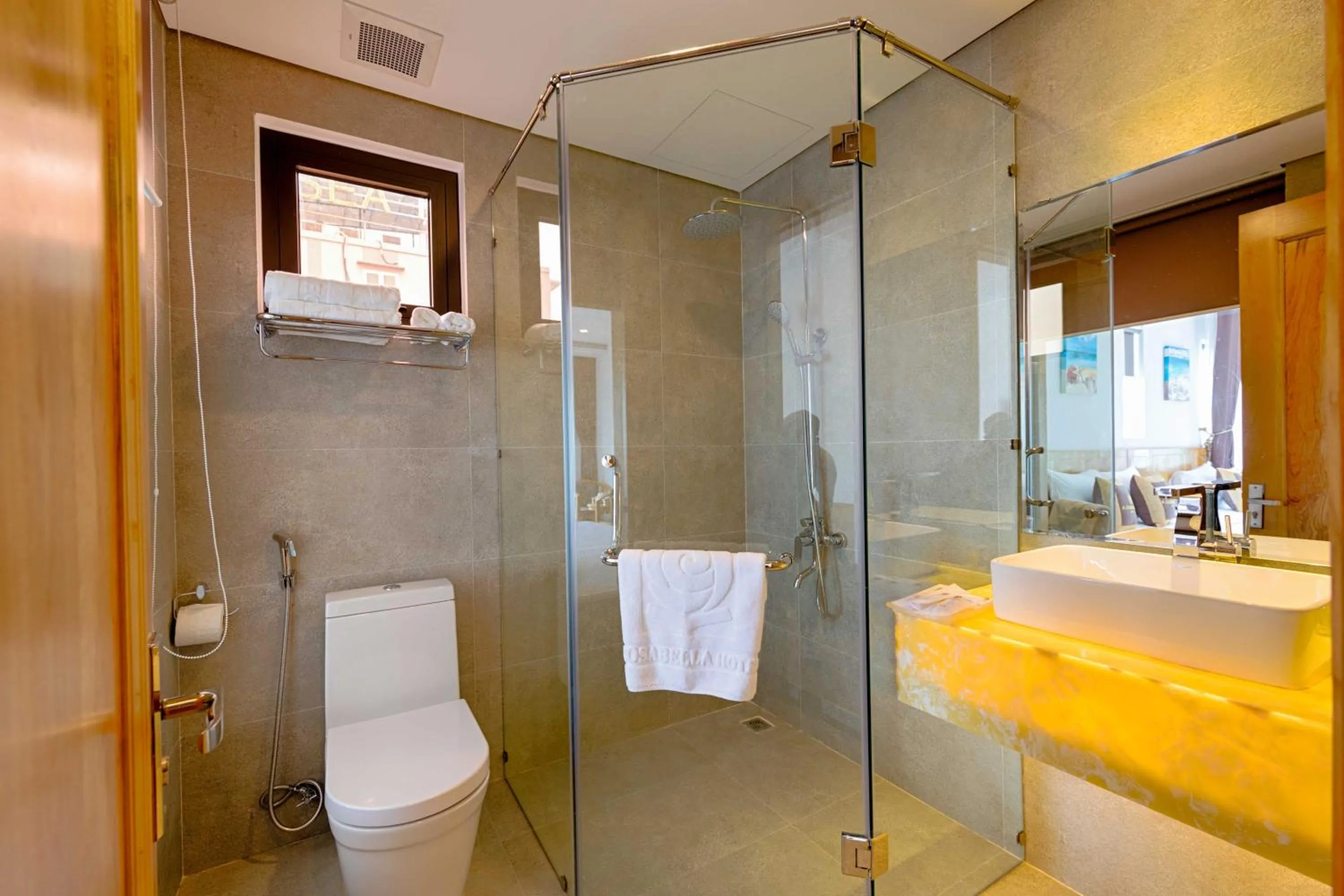 Shower in Rosabella Boutique Hotel