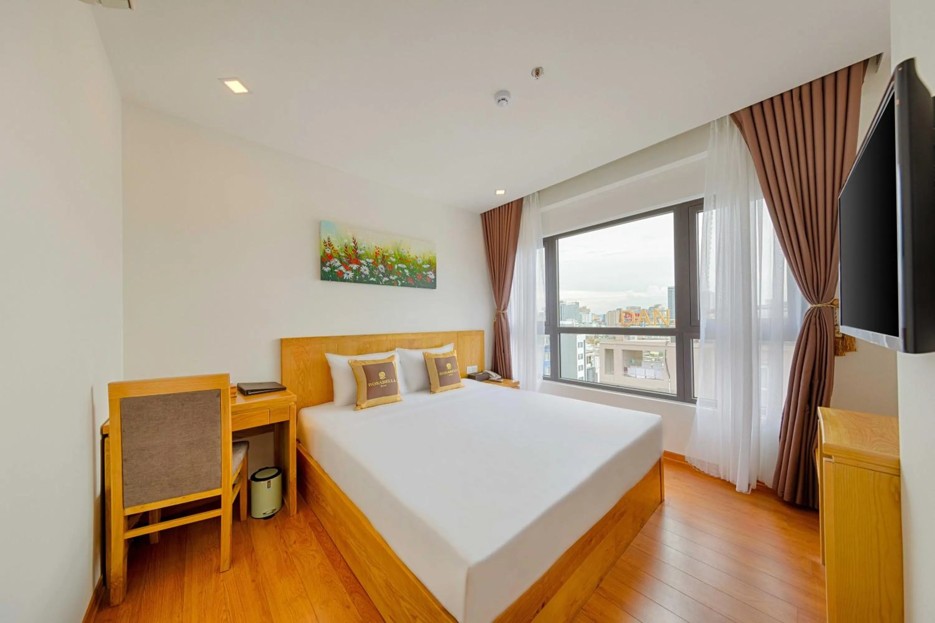 Bed in Rosabella Boutique Hotel