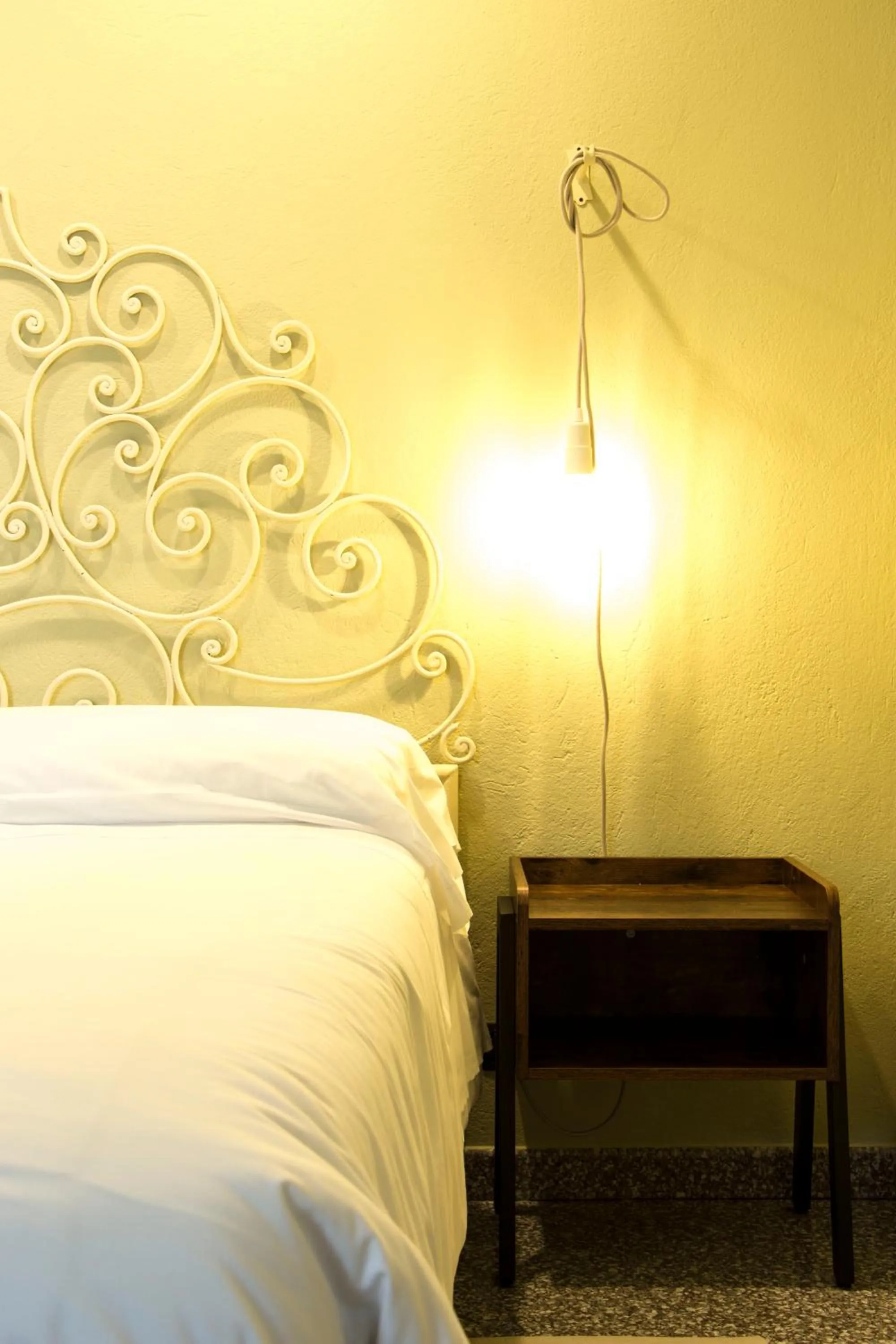 Bedroom in L'Aromatario