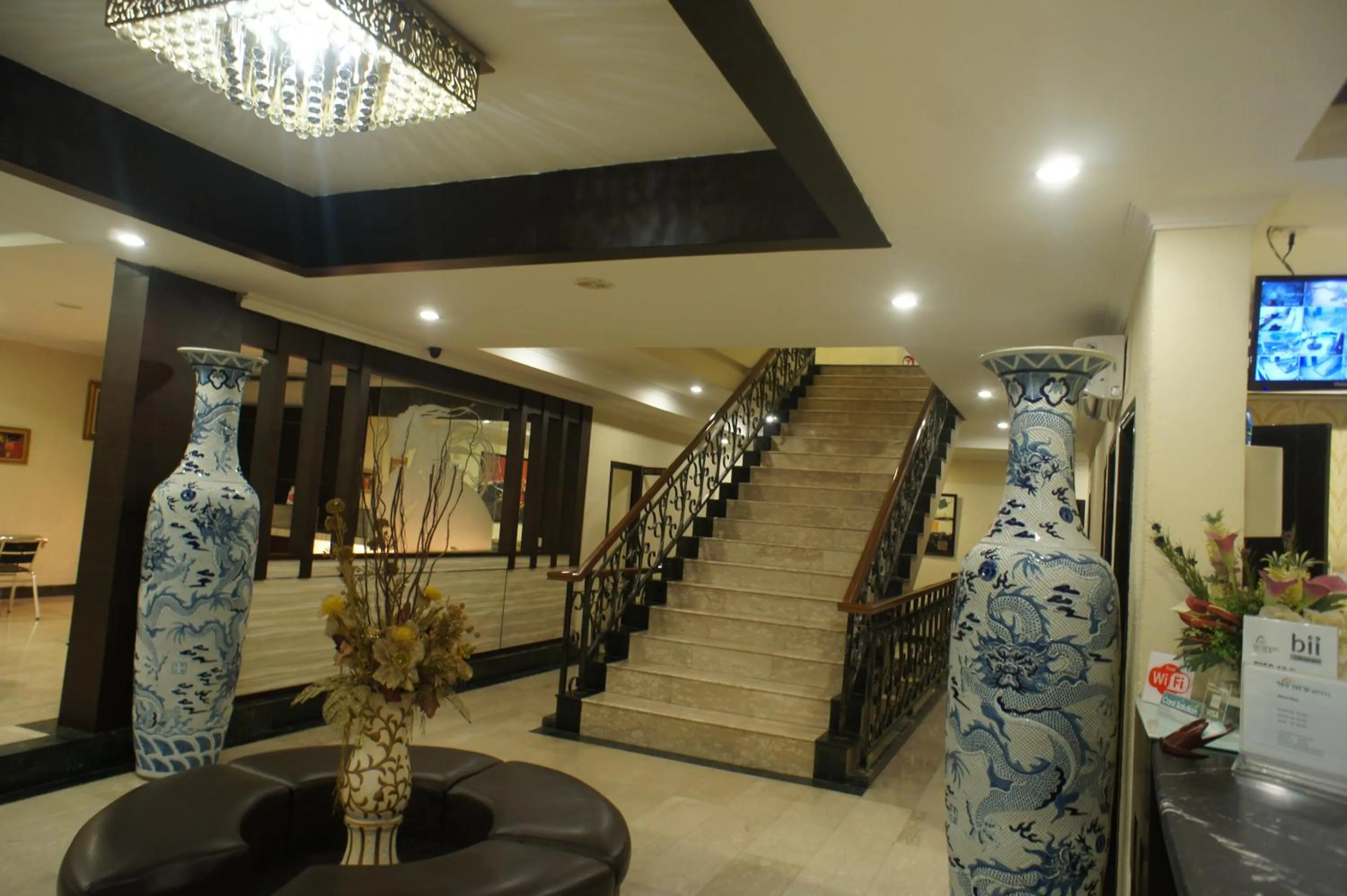 Sky View Hotel Managed by OS