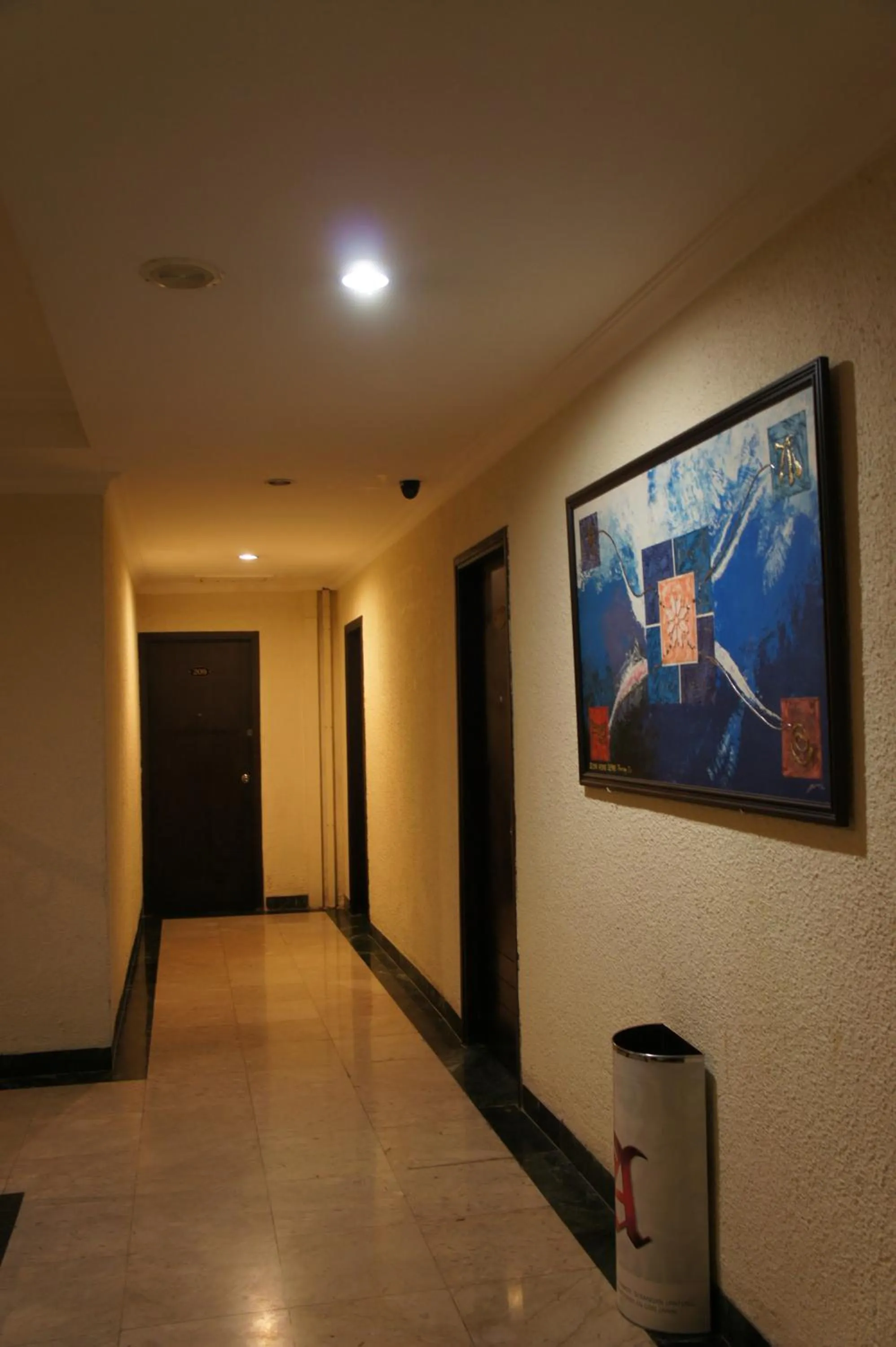 Sky View Hotel Managed by OS