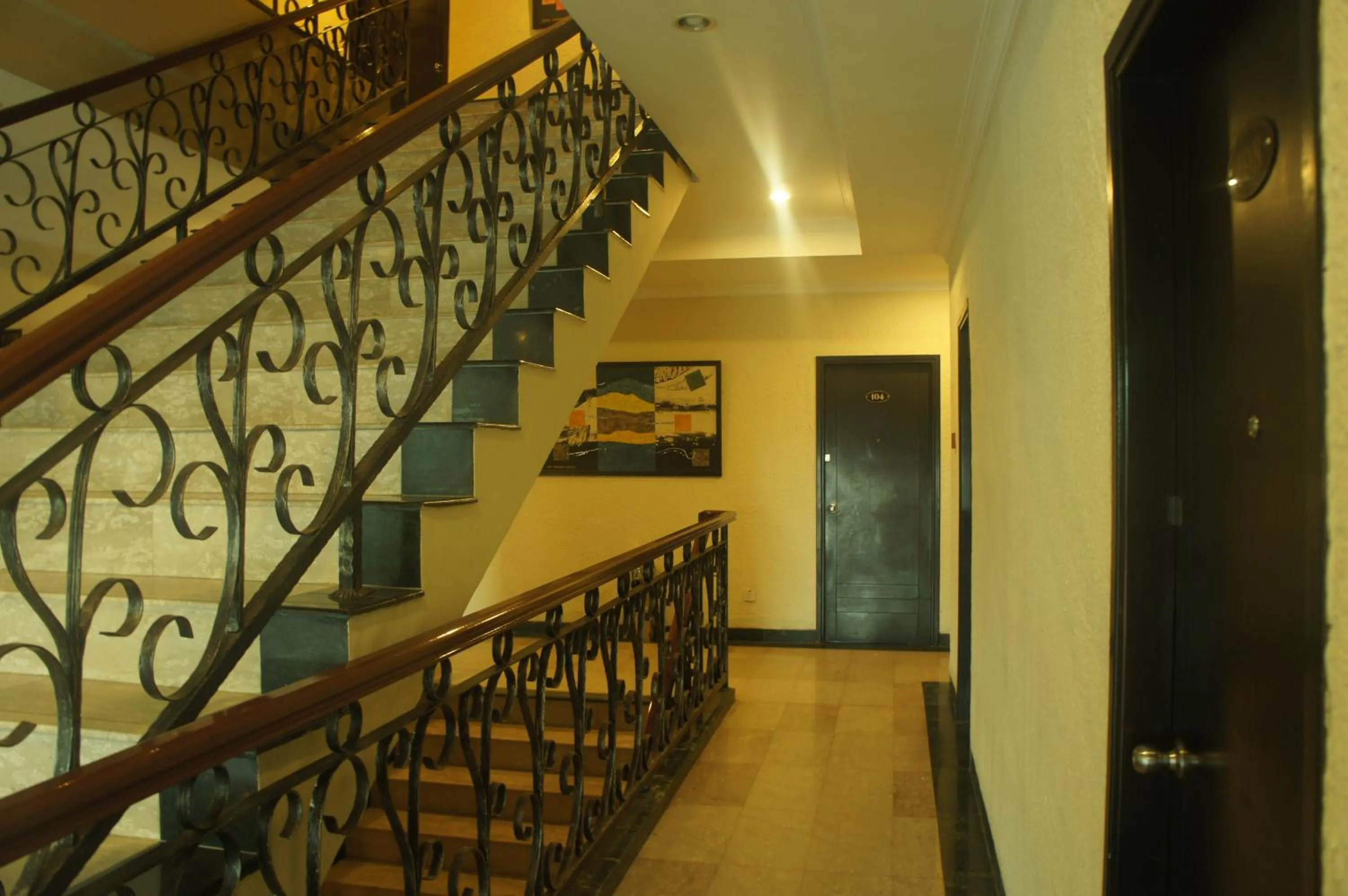 Sky View Hotel Managed by OS