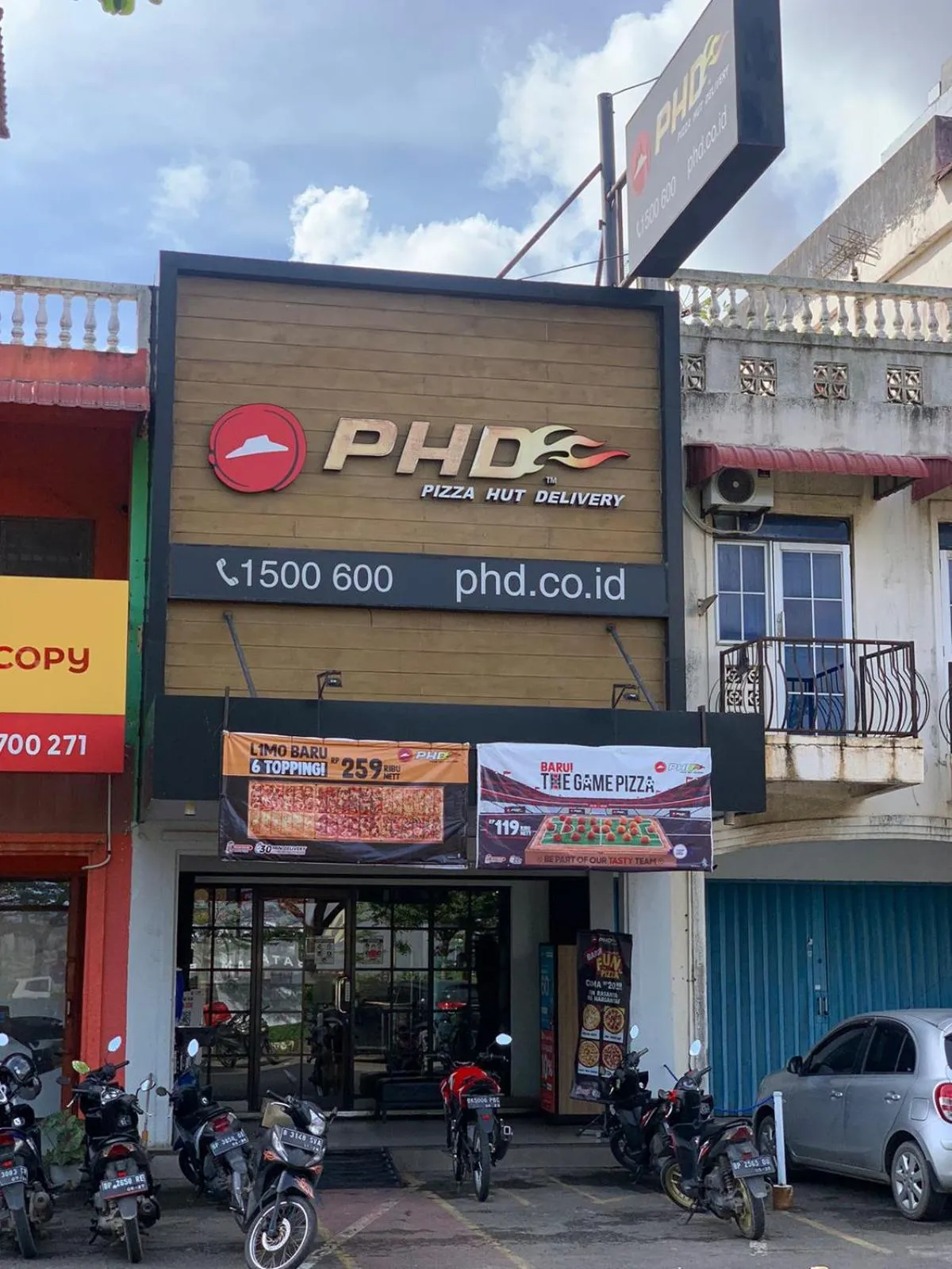 Shopping Area in Sky View Hotel Managed by OS