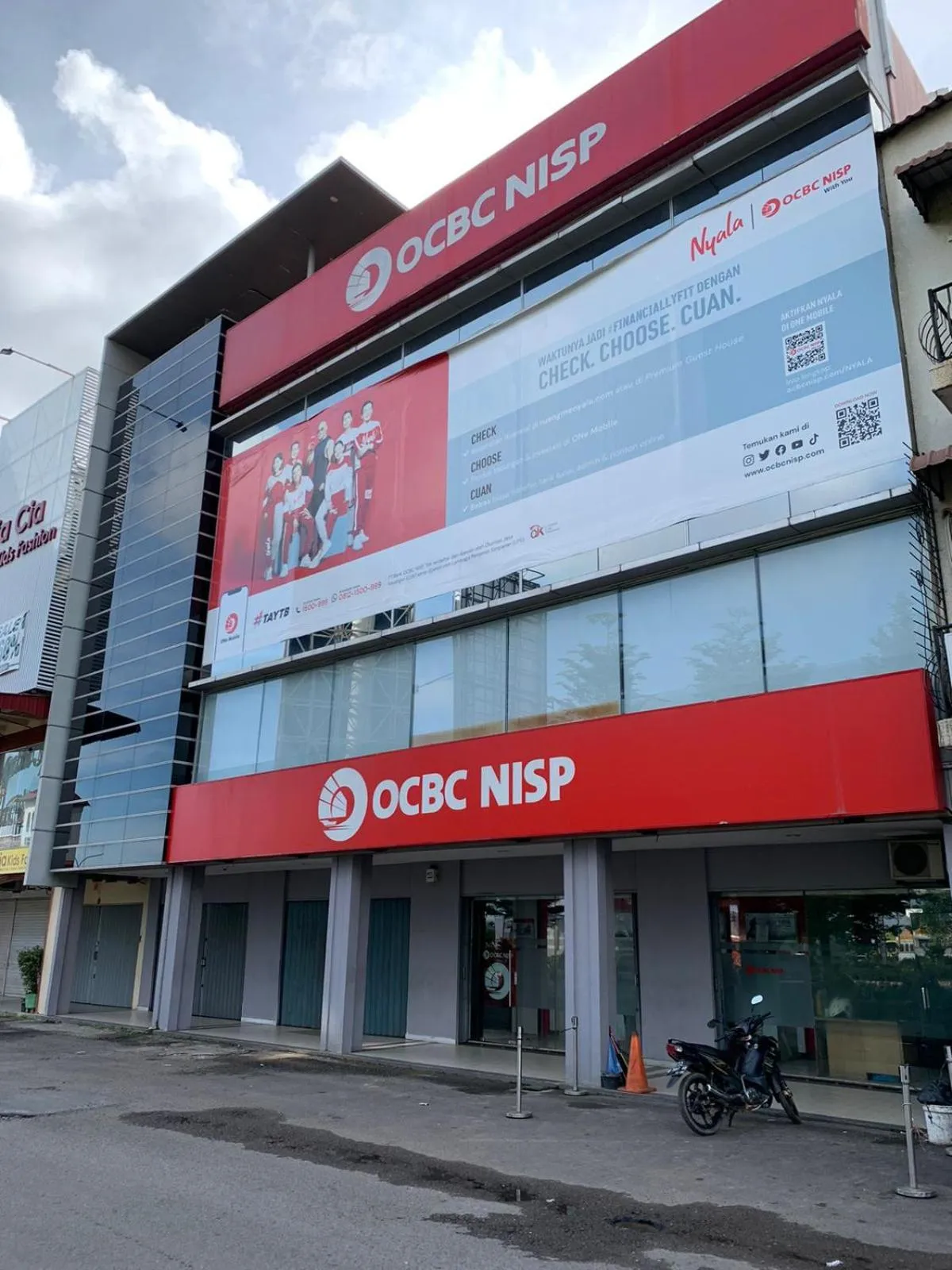 Area and facilities in Sky View Hotel Managed by OS