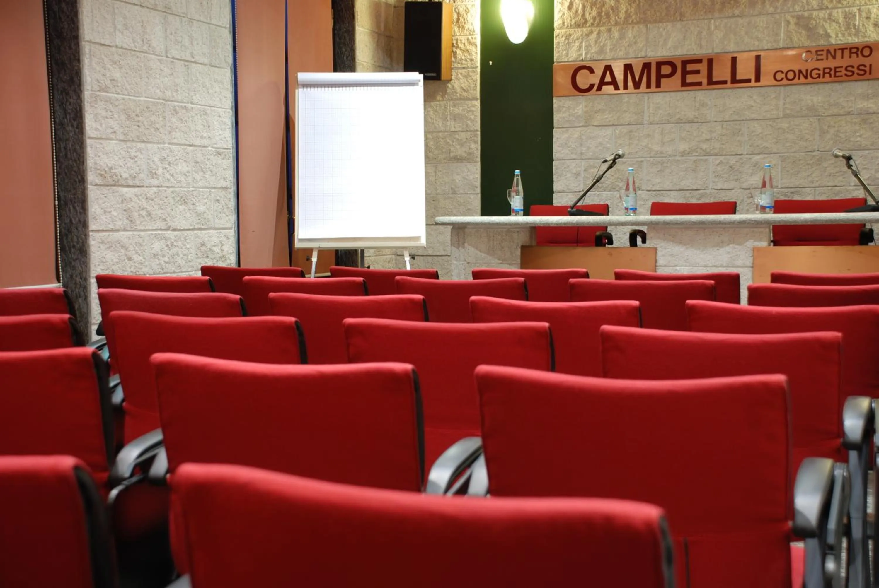 Business facilities in Hotel Campelli