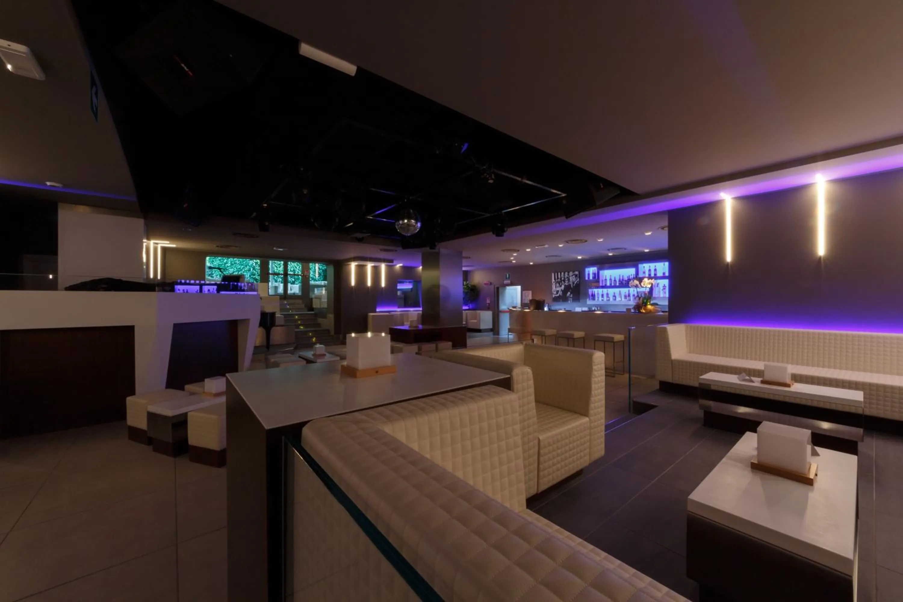 Evening entertainment in Hotel Campelli