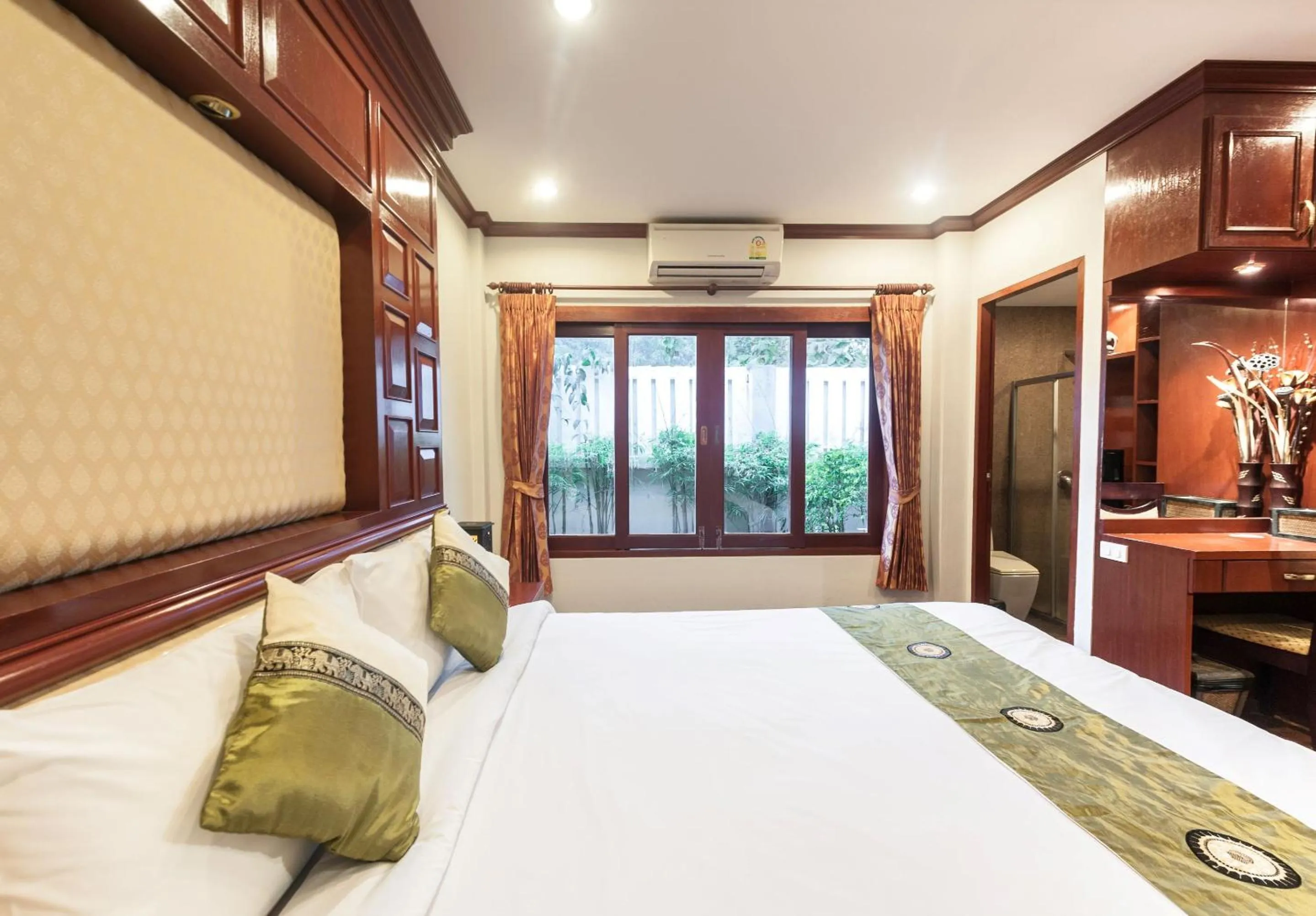 Bedroom in Ruen Ariya Resort