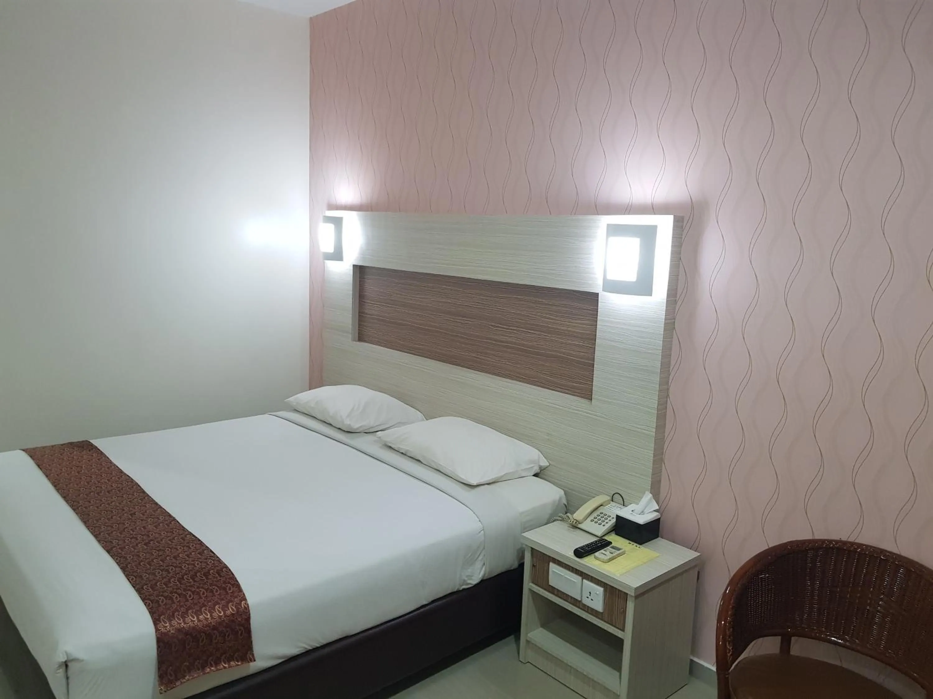 Bedroom, Bed in The K Hotel