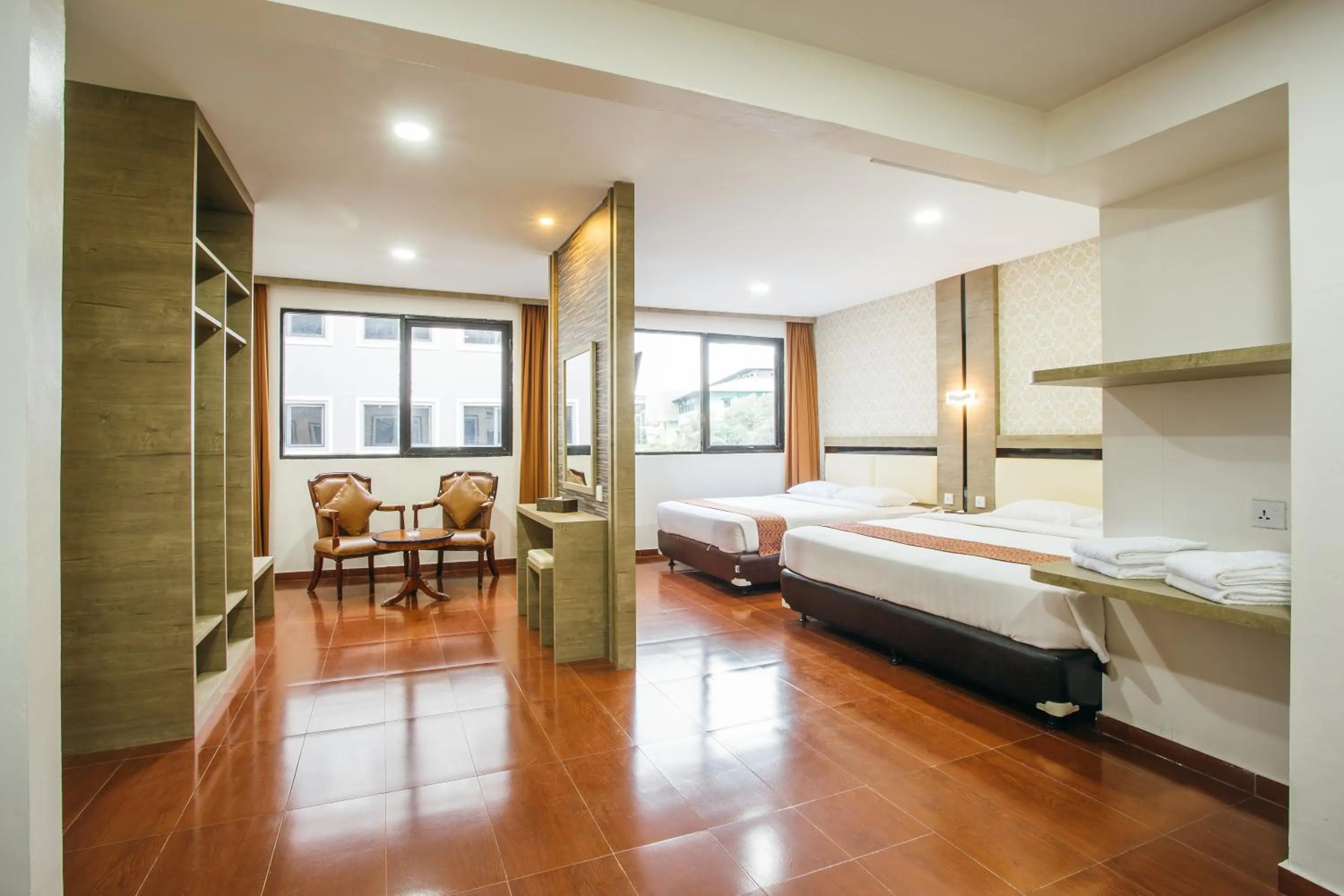 Photo of the whole room, Bed in The K Hotel