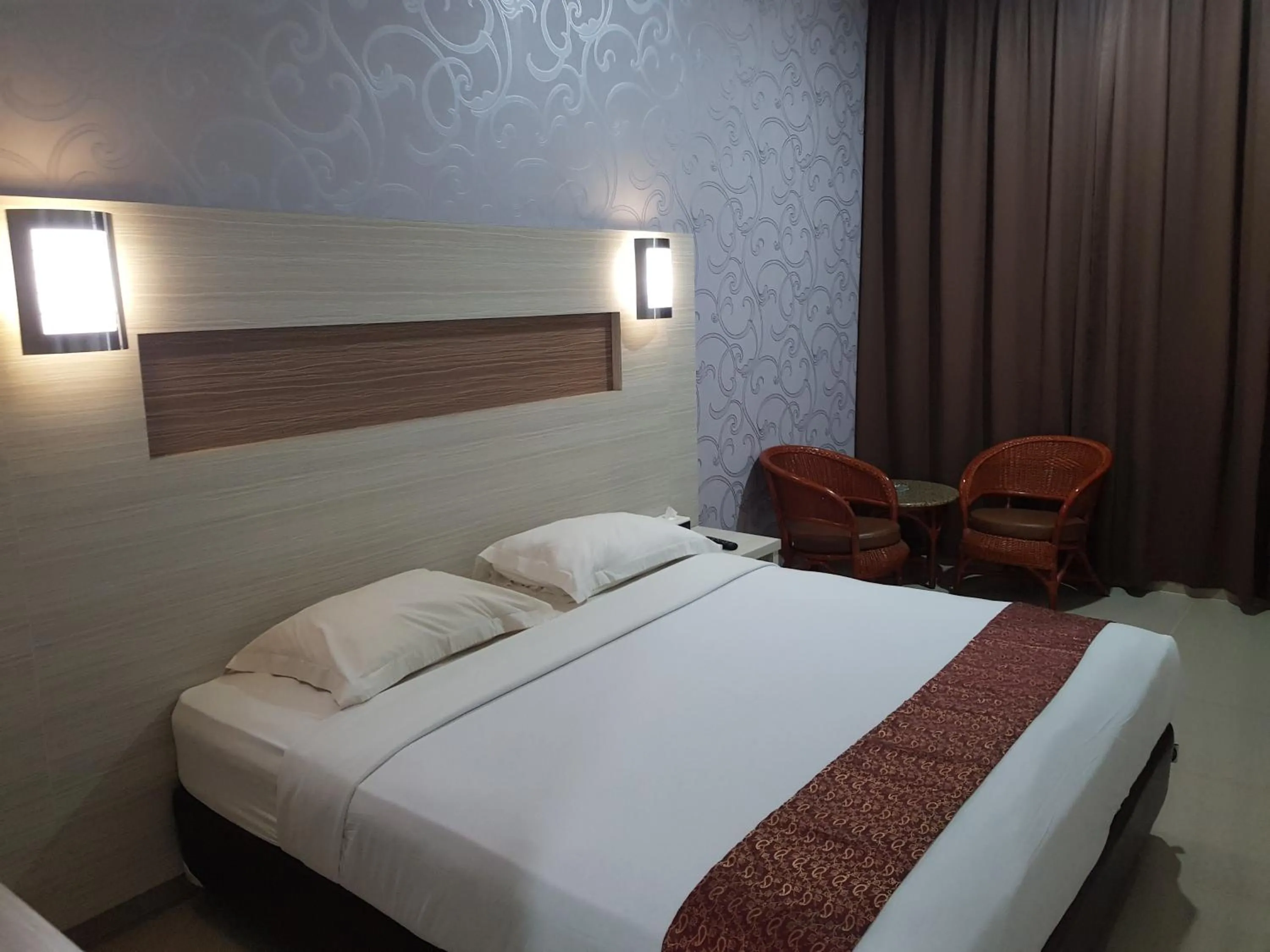 Bedroom, Bed in The K Hotel