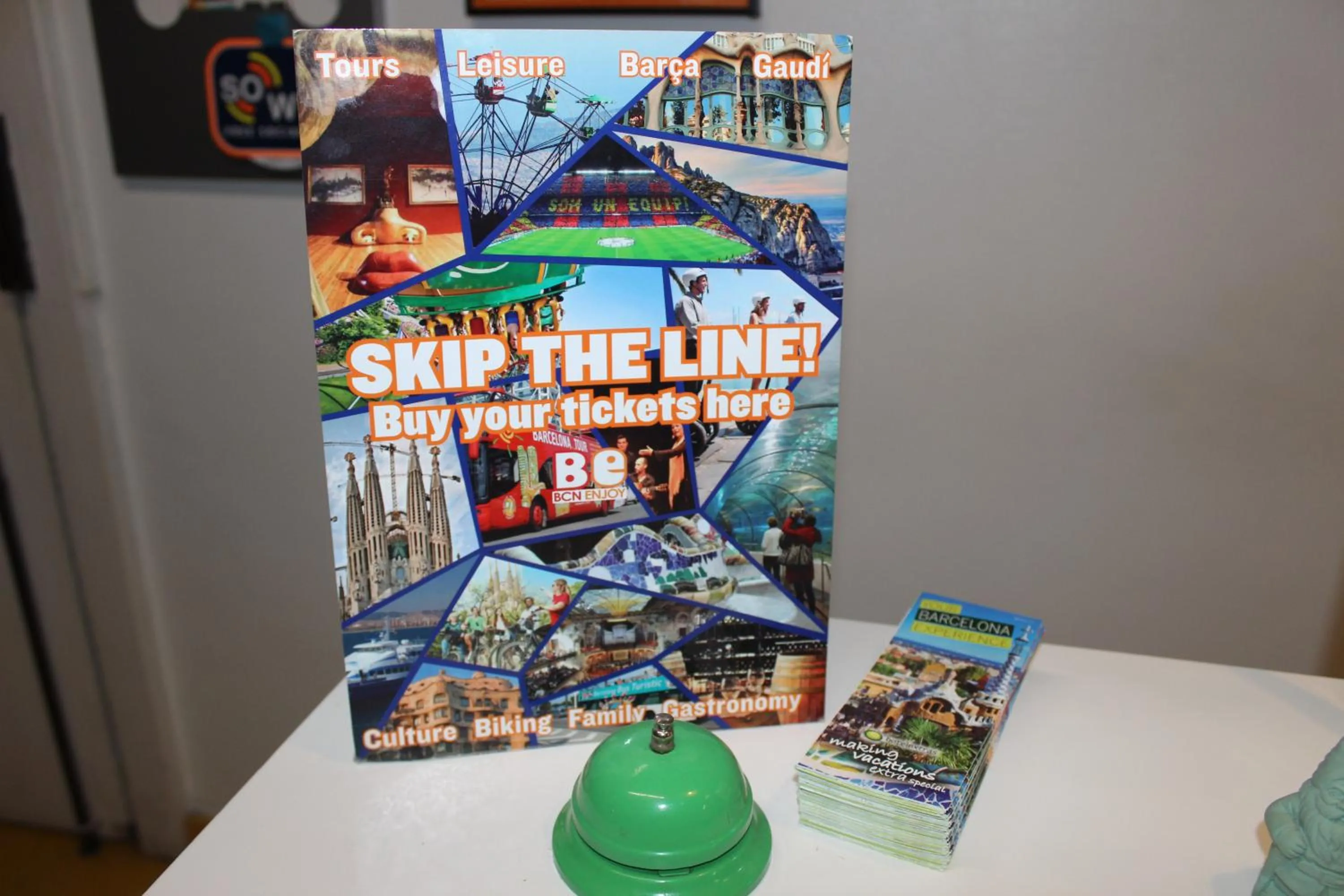 Lobby or reception in Sleep Green - Certified Eco Youth Hostel