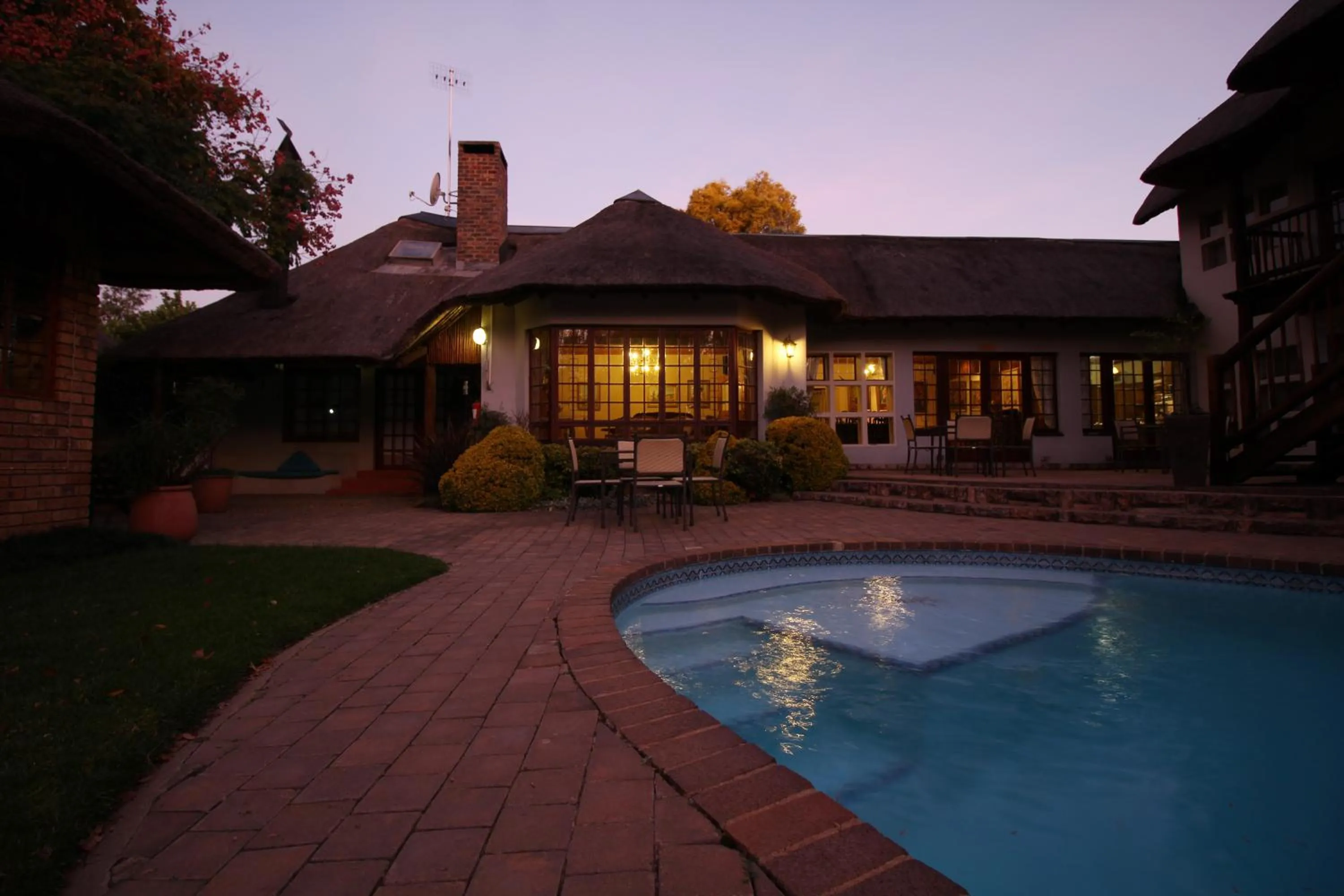 Pool view in Oak Park and Conference Centre