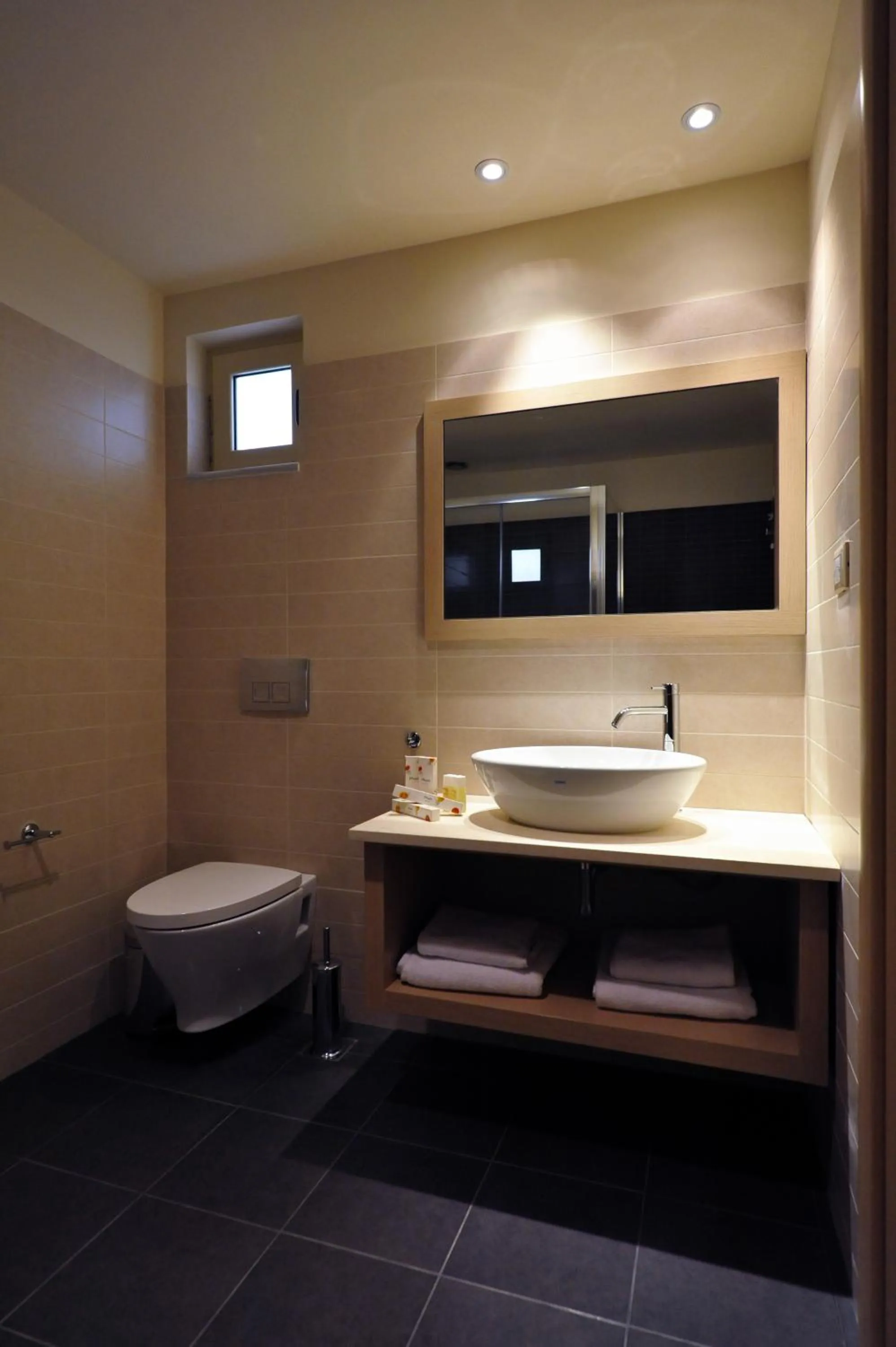 Bathroom in Belvedere Hotel