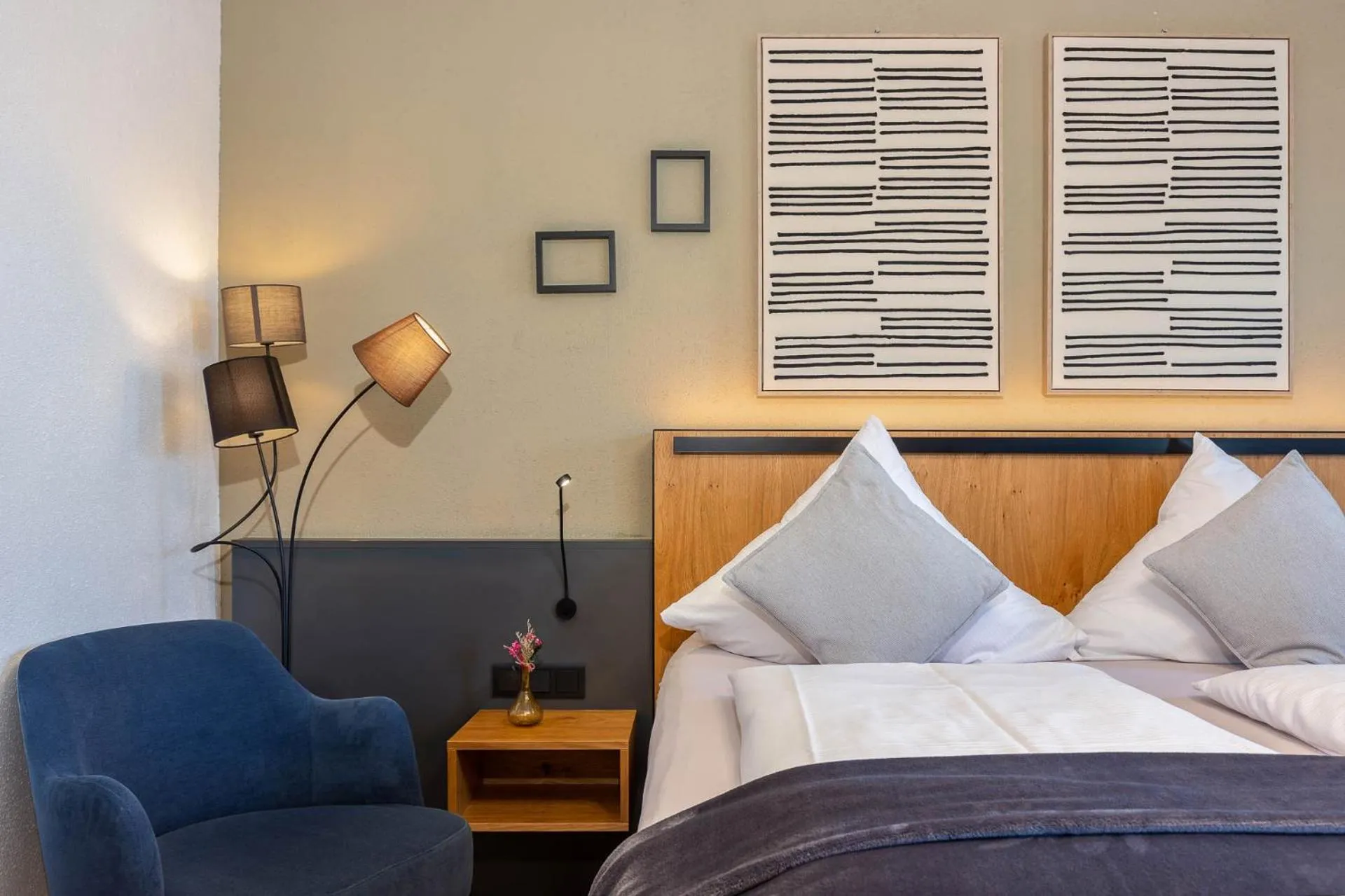 Photo of the whole room, Bed in Hotel Schlossblick Chiemsee