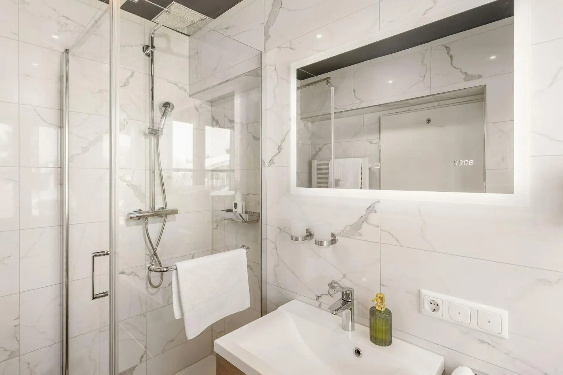 Photo of the whole room in Hotel Schlossblick Chiemsee