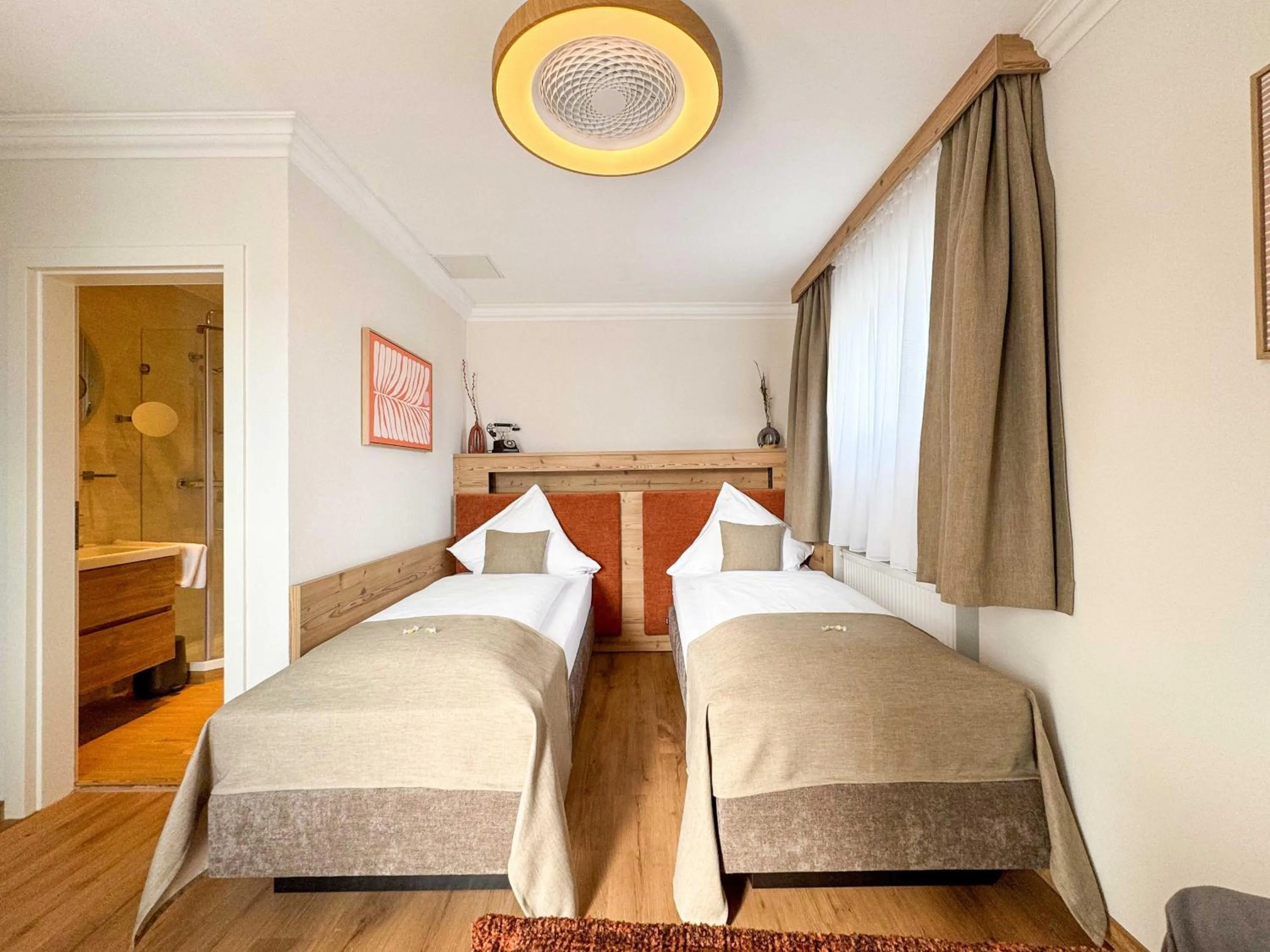 Photo of the whole room, Bed in Hotel Schlossblick Chiemsee