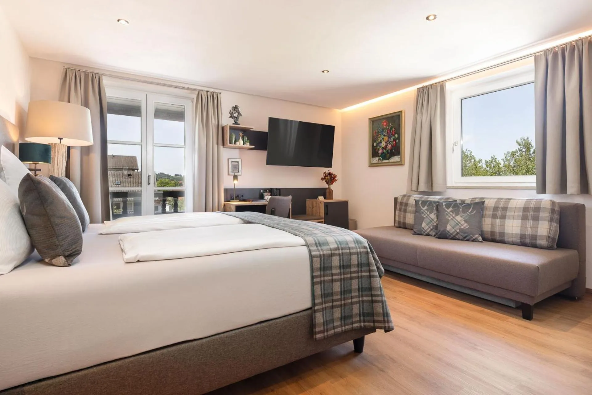 Photo of the whole room, Bed in Hotel Schlossblick Chiemsee