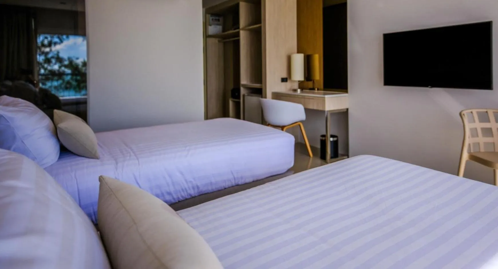 Bed in Worita Cove Hotel