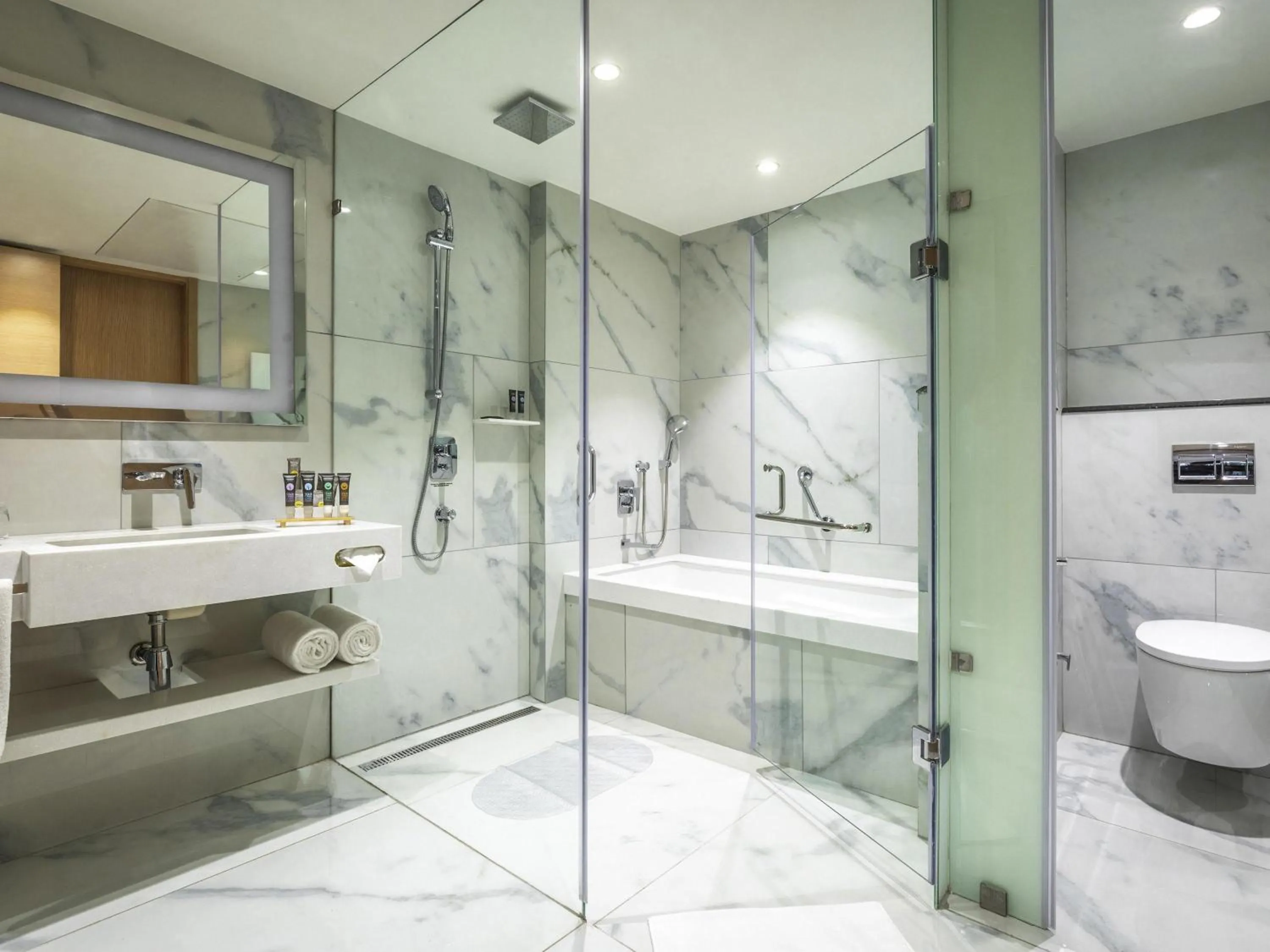 Bedroom in Novotel Vijayawada Varun