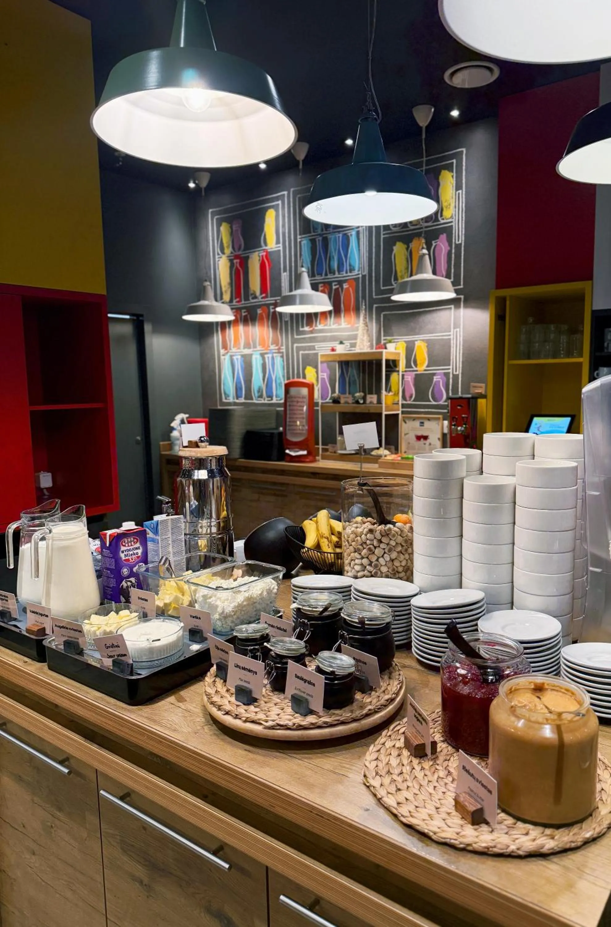 Buffet breakfast in ibis Vilnius Centre