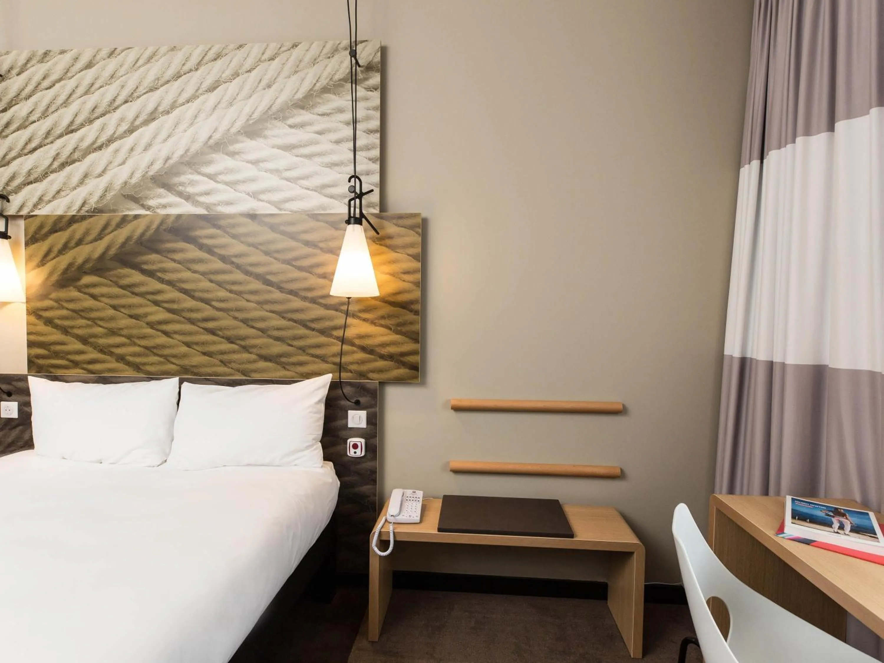 Bedroom, Bed in ibis Vilnius Centre