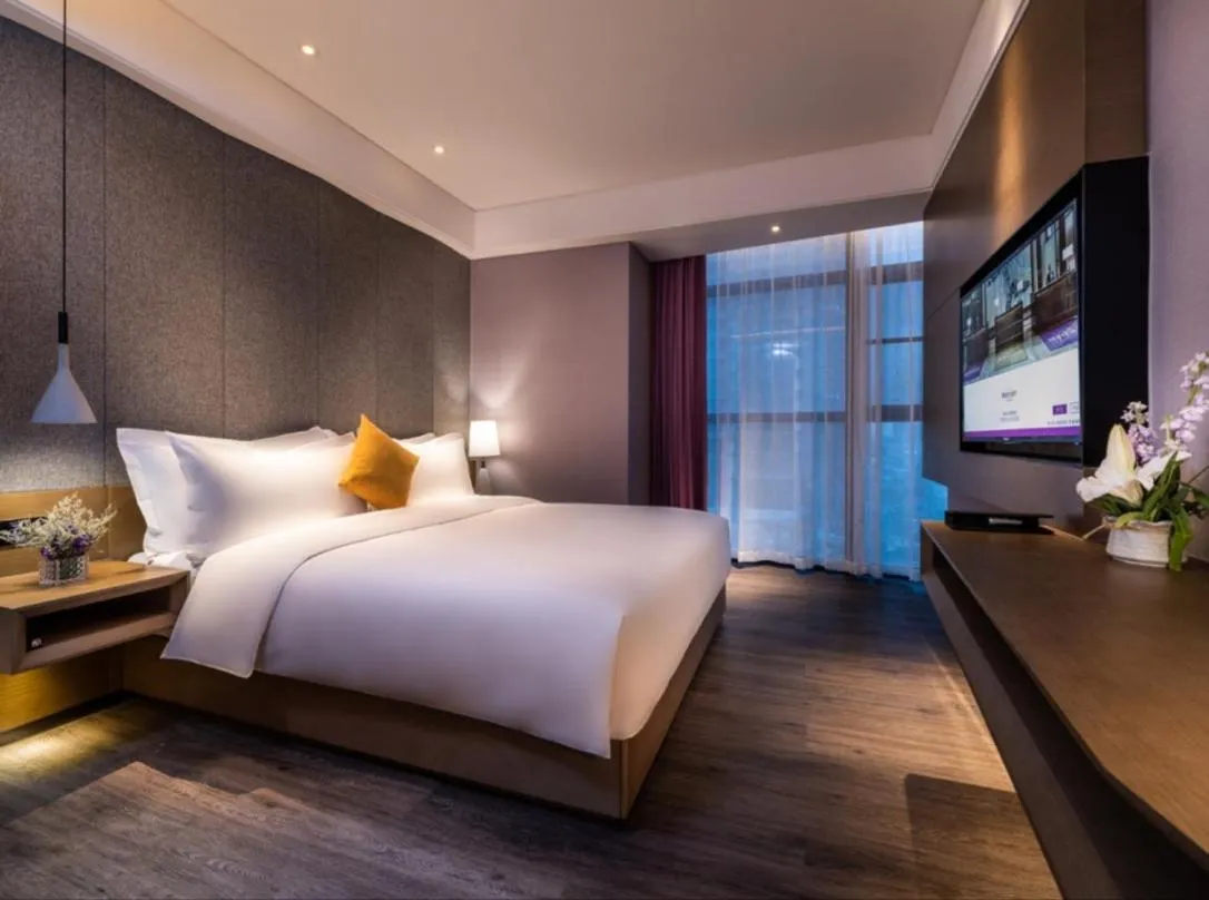Property building, Bed in Mercure Suzhou Downtown