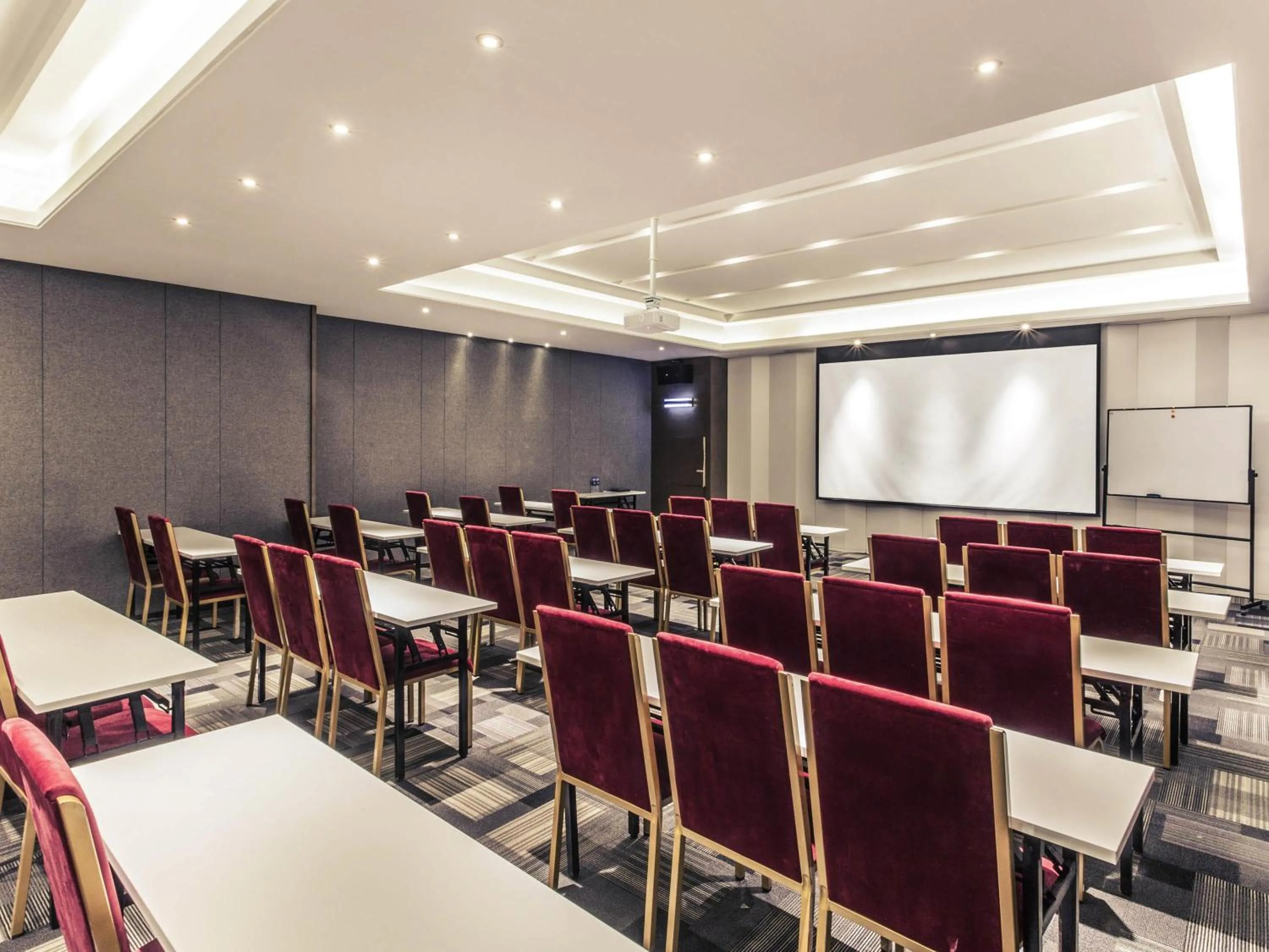 Meeting/conference room in Mercure Suzhou Downtown