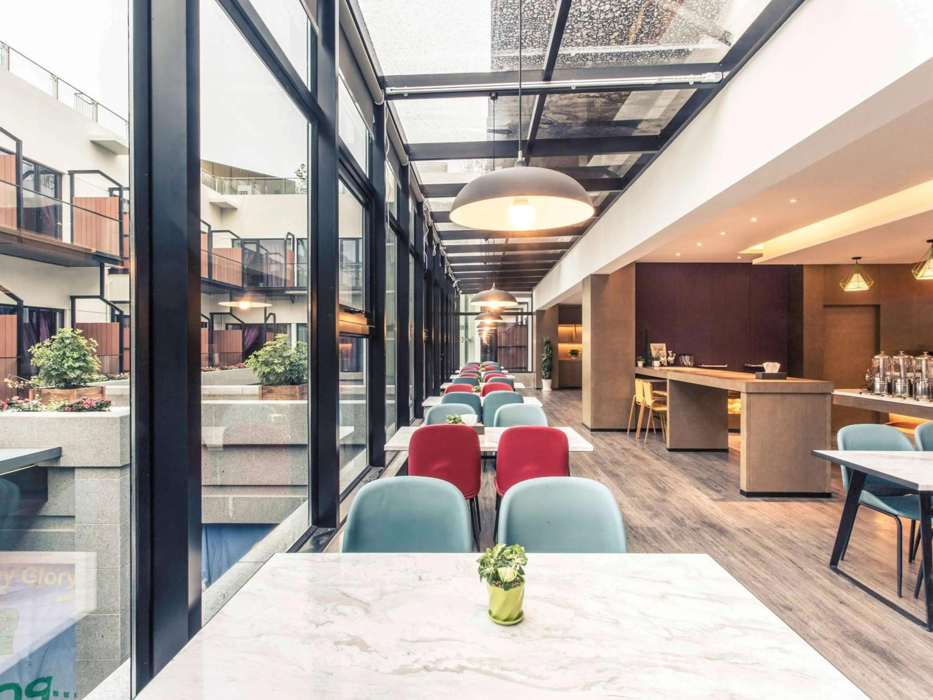 Restaurant/places to eat in Mercure Suzhou Downtown