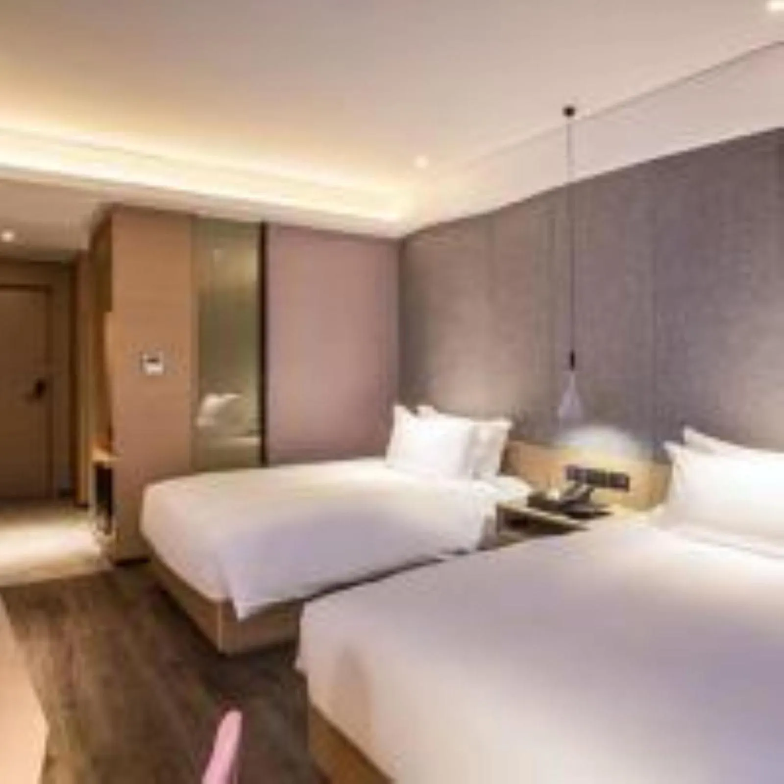 Bed in Mercure Suzhou Downtown