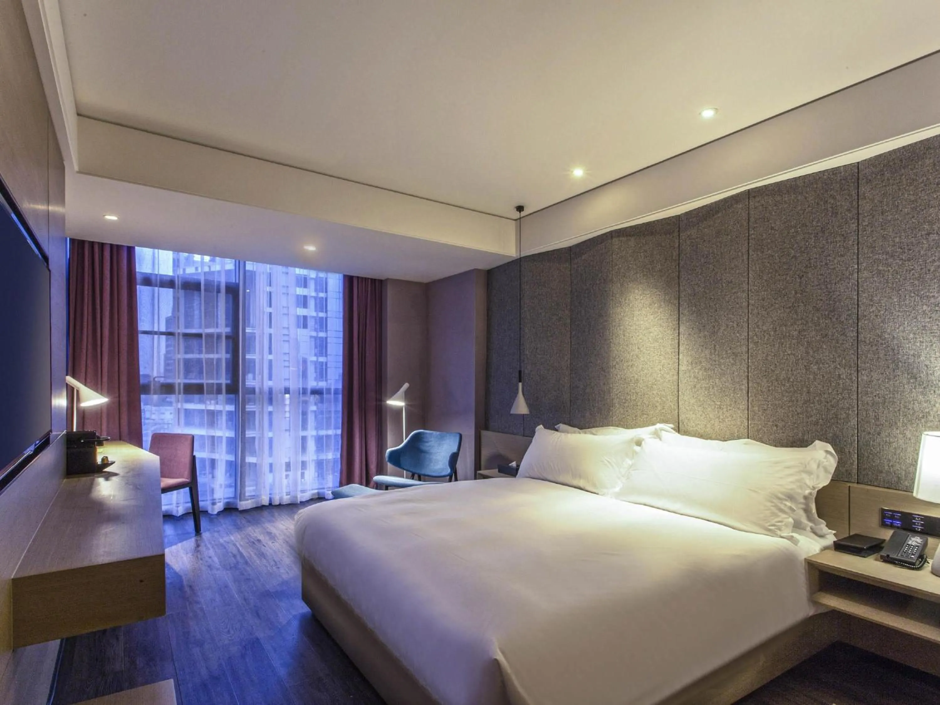 Bedroom, Bed in Mercure Suzhou Downtown