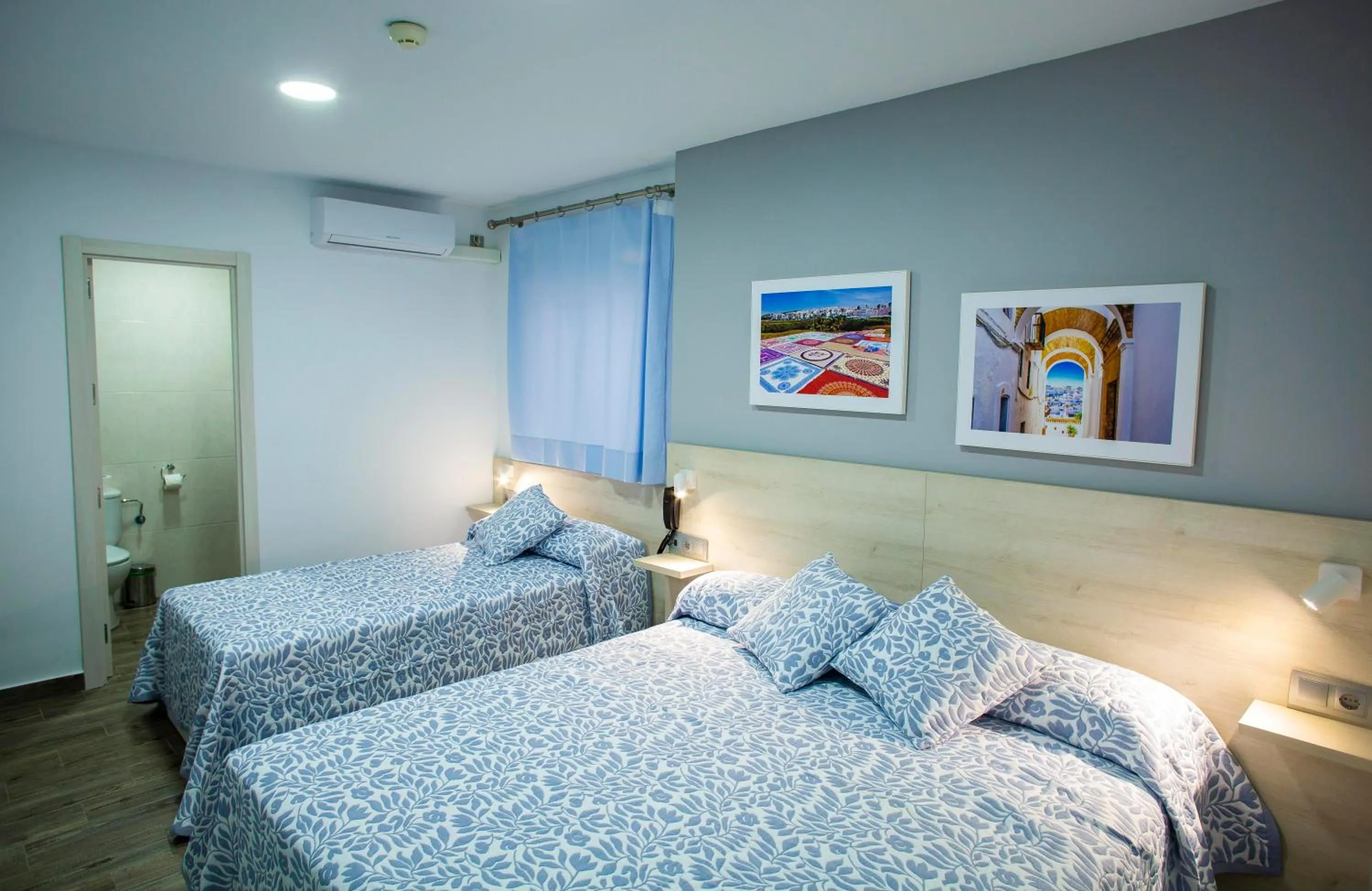 Photo of the whole room, Bed in Hotel Bari