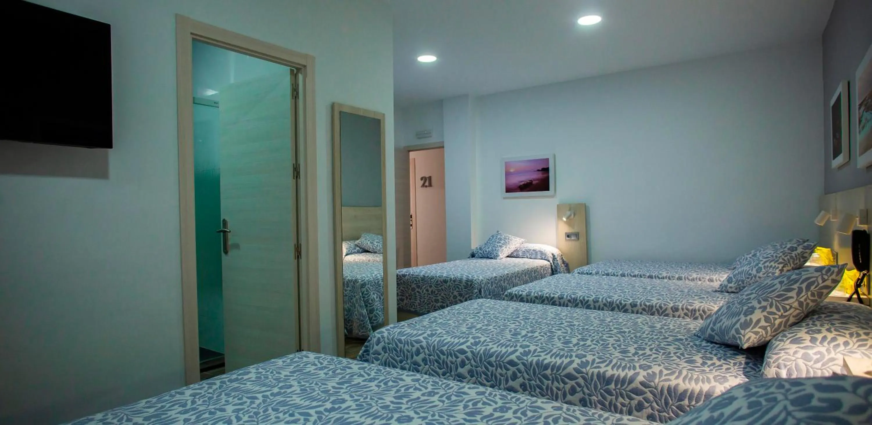 Photo of the whole room, Bed in Hotel Bari