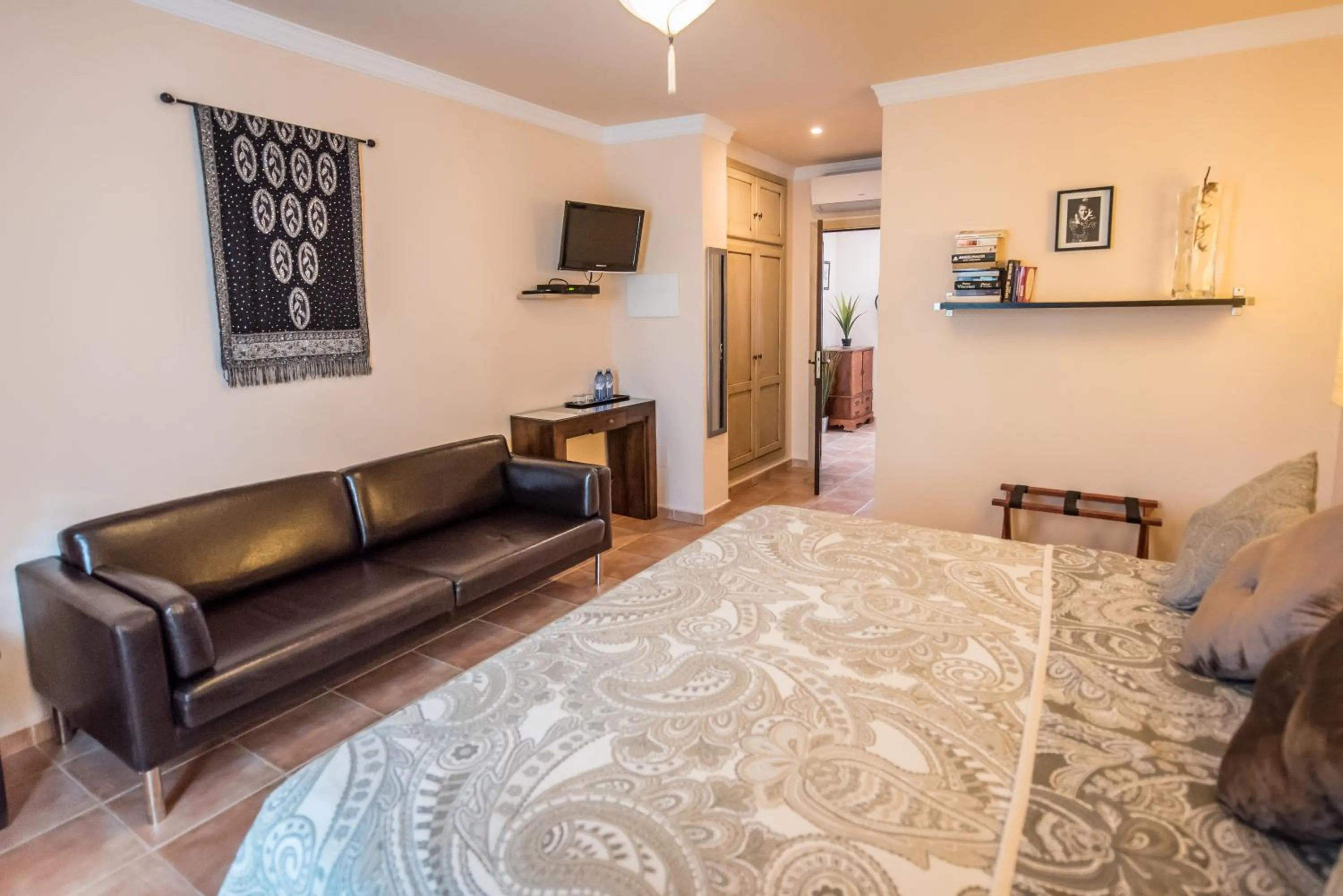 Decorative detail in Al Lago