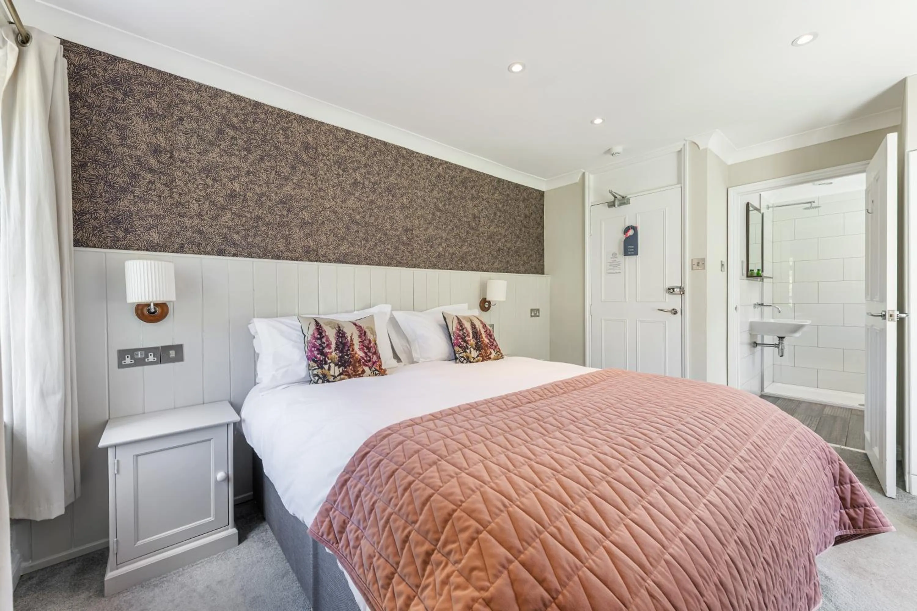 Bedroom, Bed in The Bickley Mill